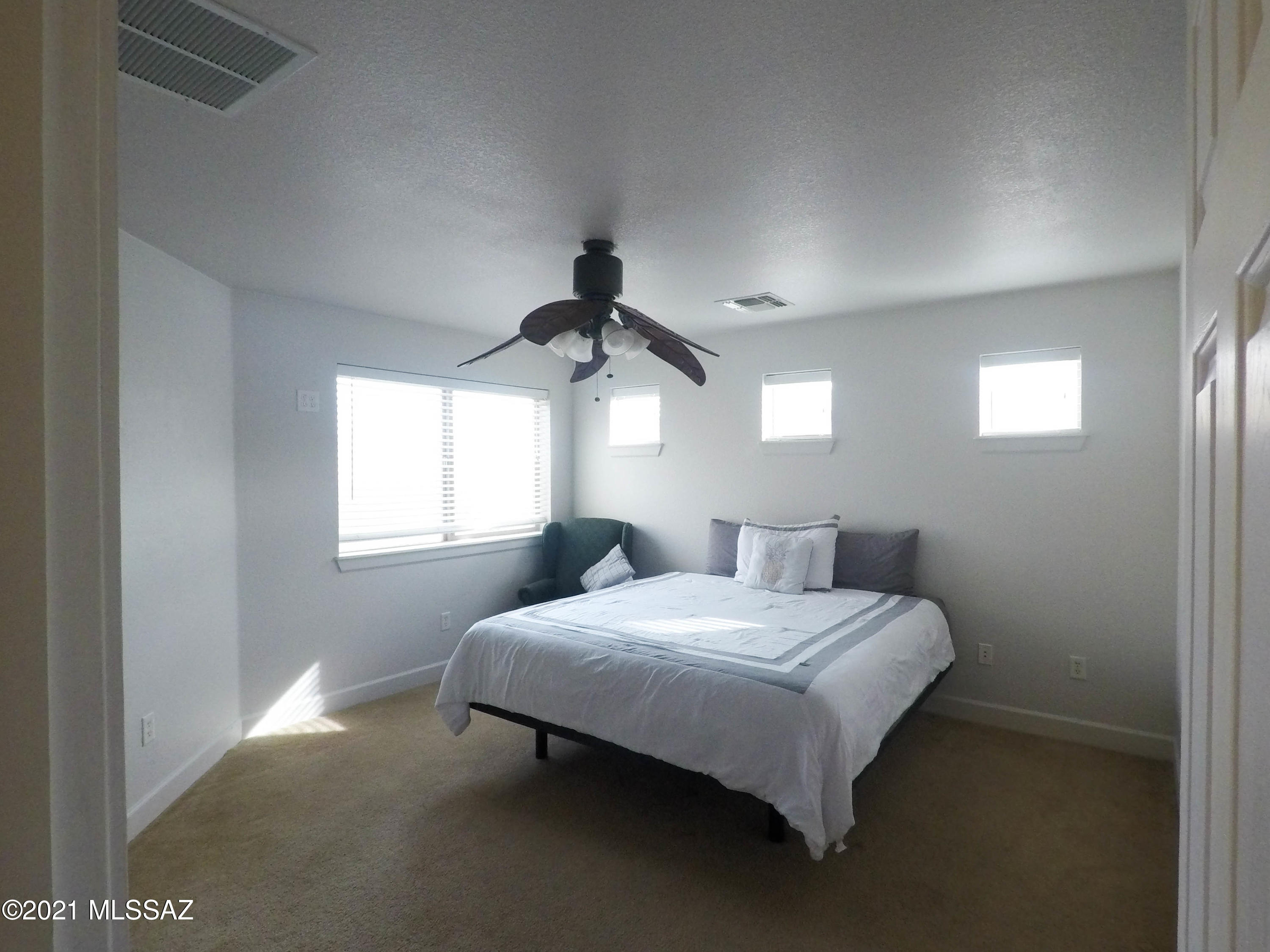 Presidio De Cancion (1-200) - Residential