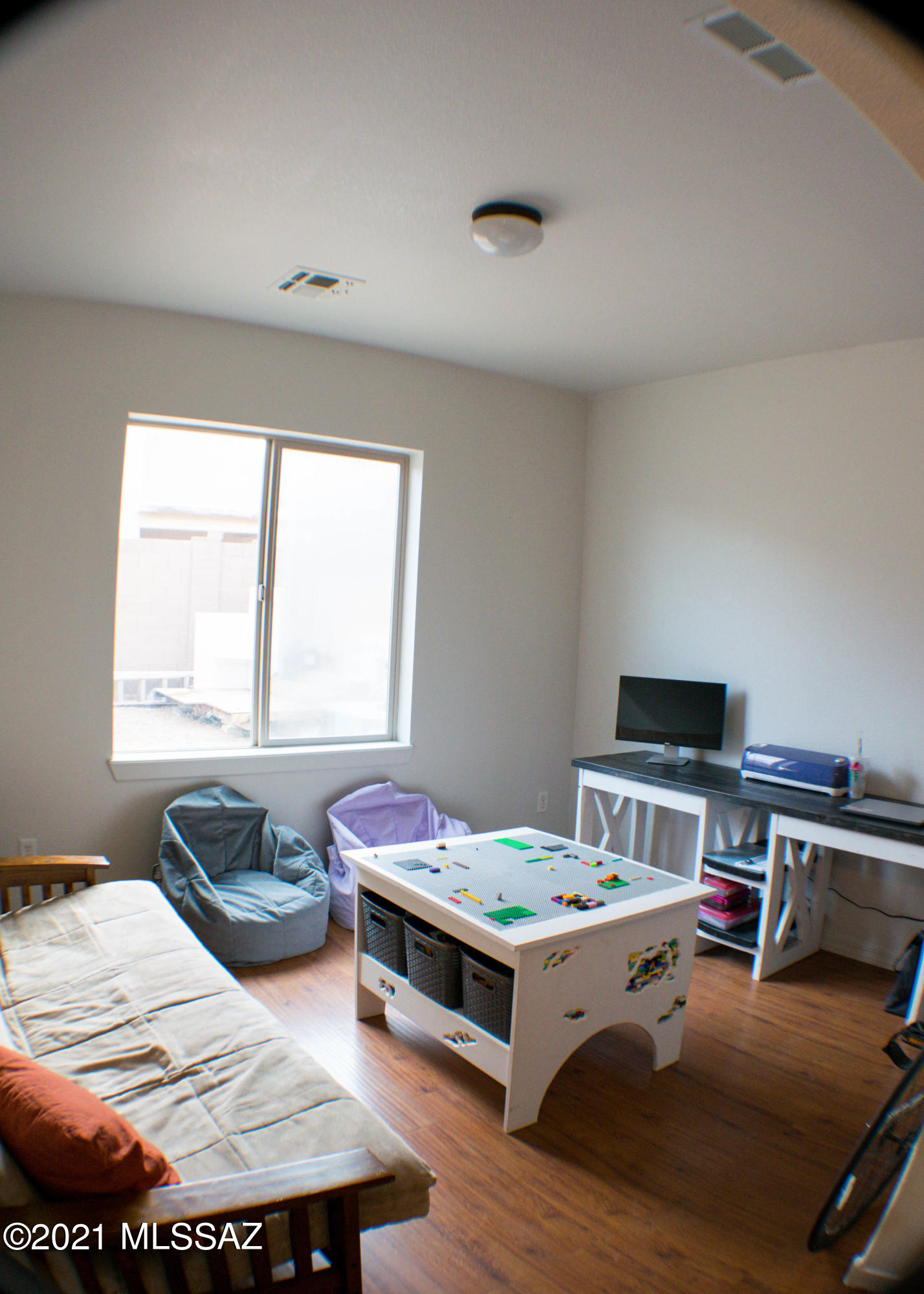 Presidio De Cancion (1-200) - Residential