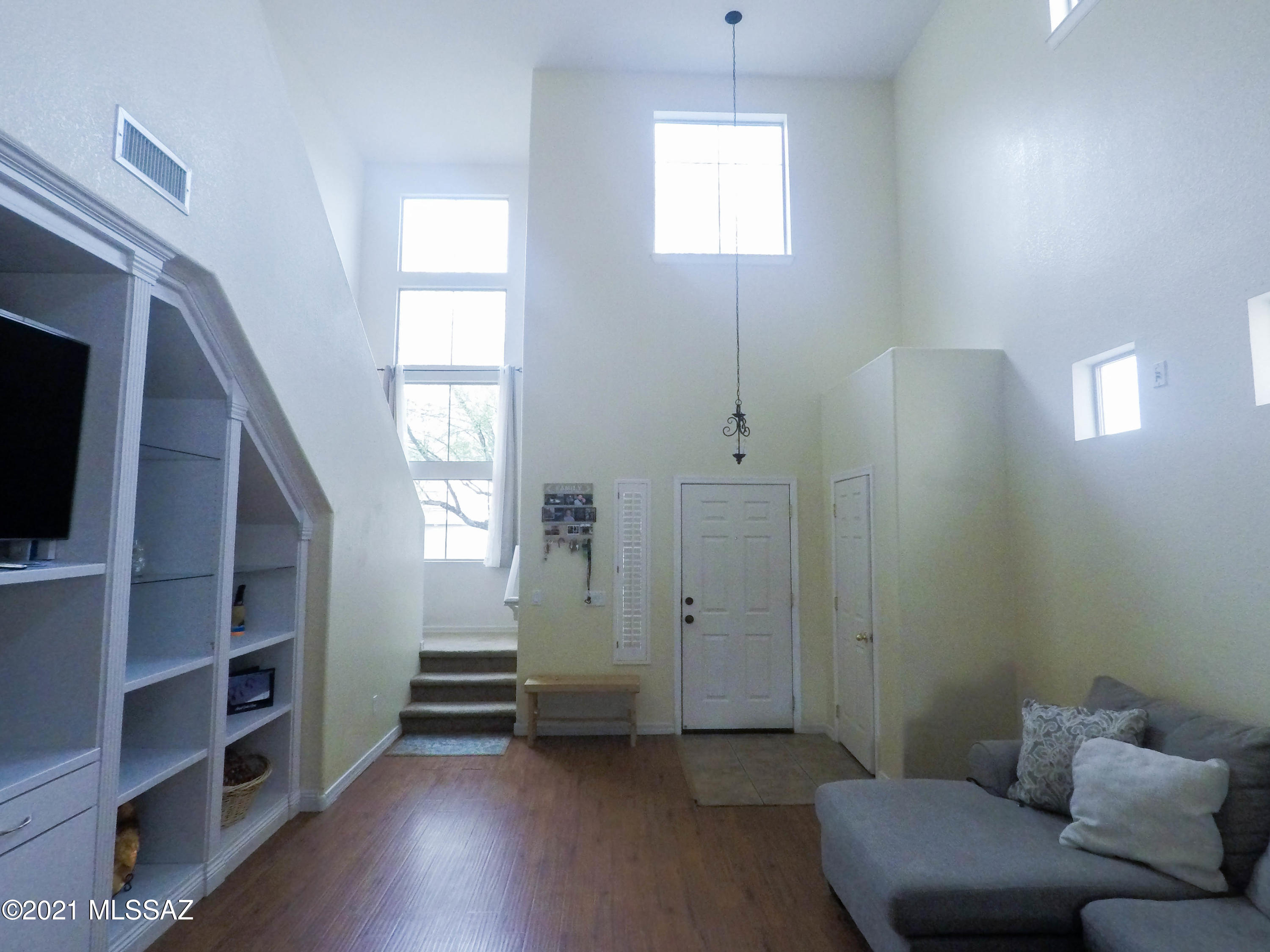 Presidio De Cancion (1-200) - Residential