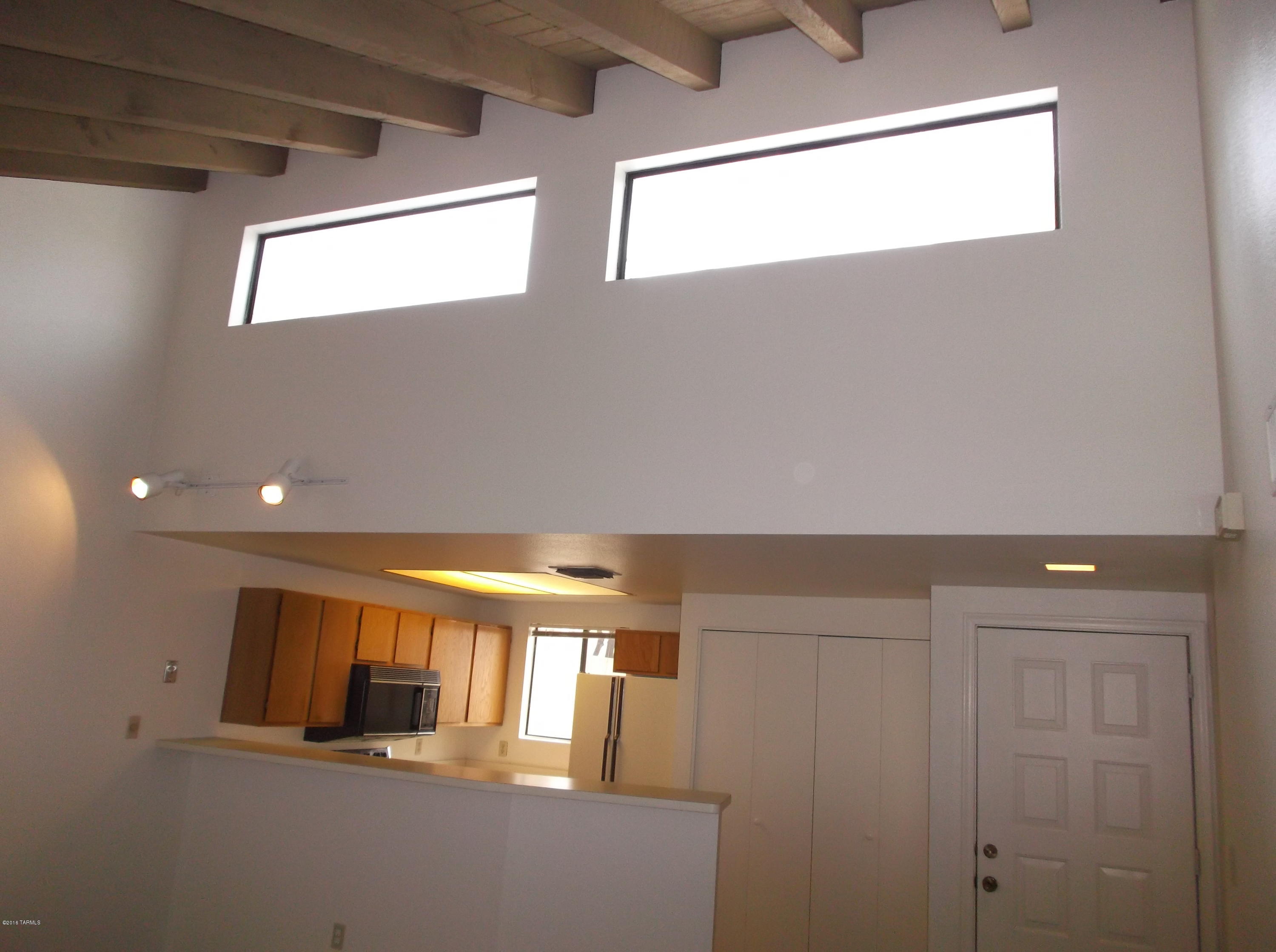 Unsubdivided - Residential Lease