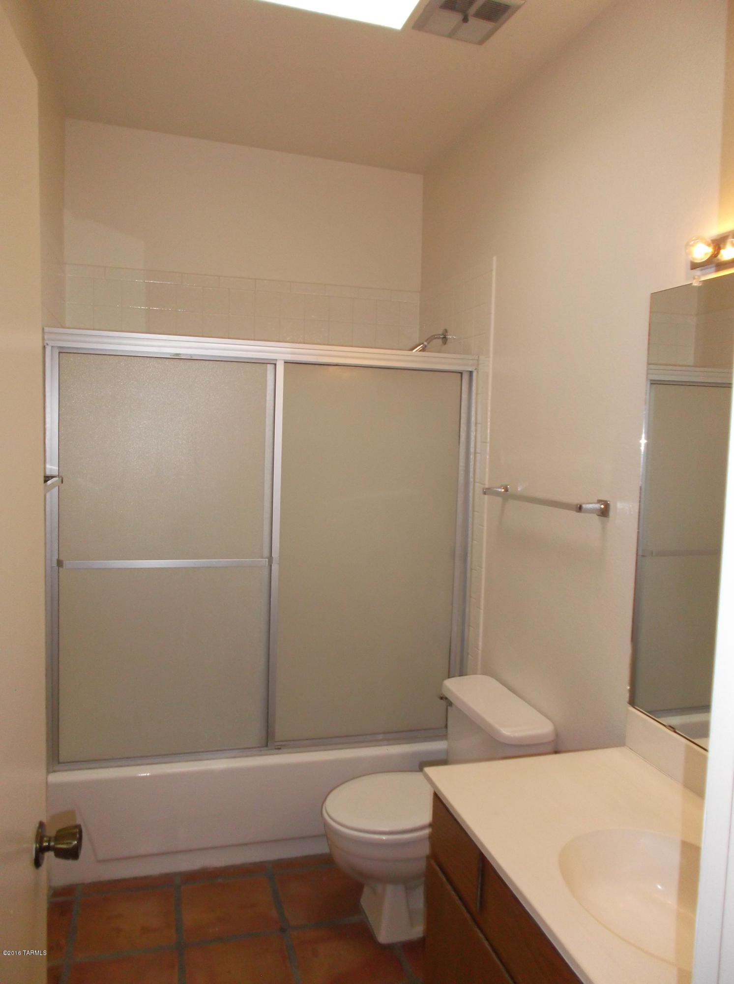 Unsubdivided - Residential Lease