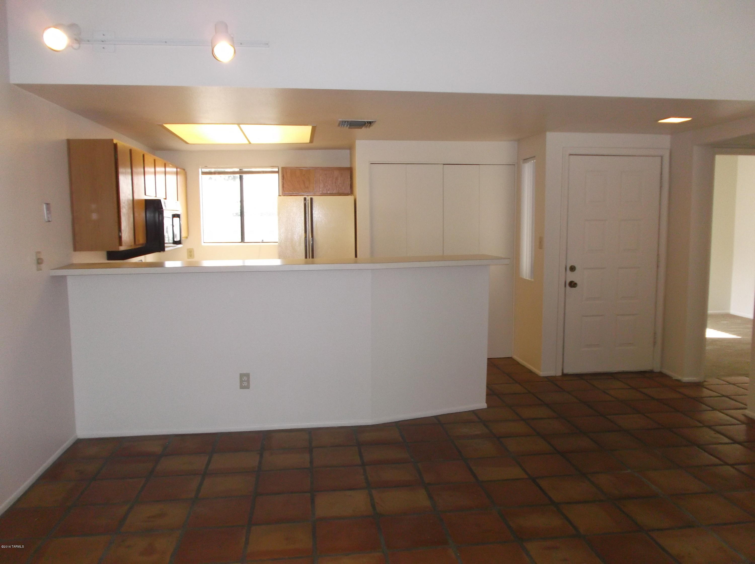Unsubdivided - Residential Lease