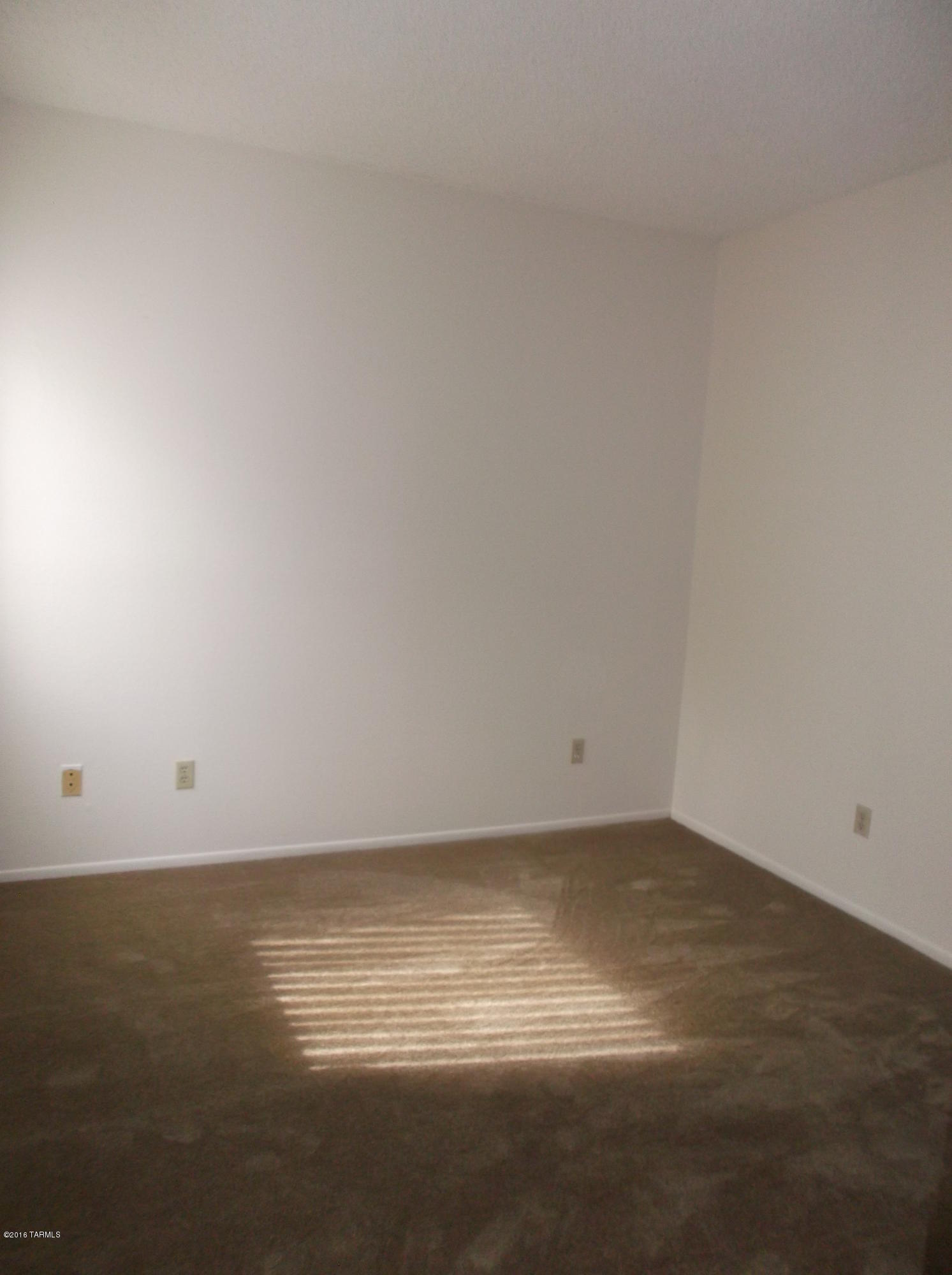 Unsubdivided - Residential Lease