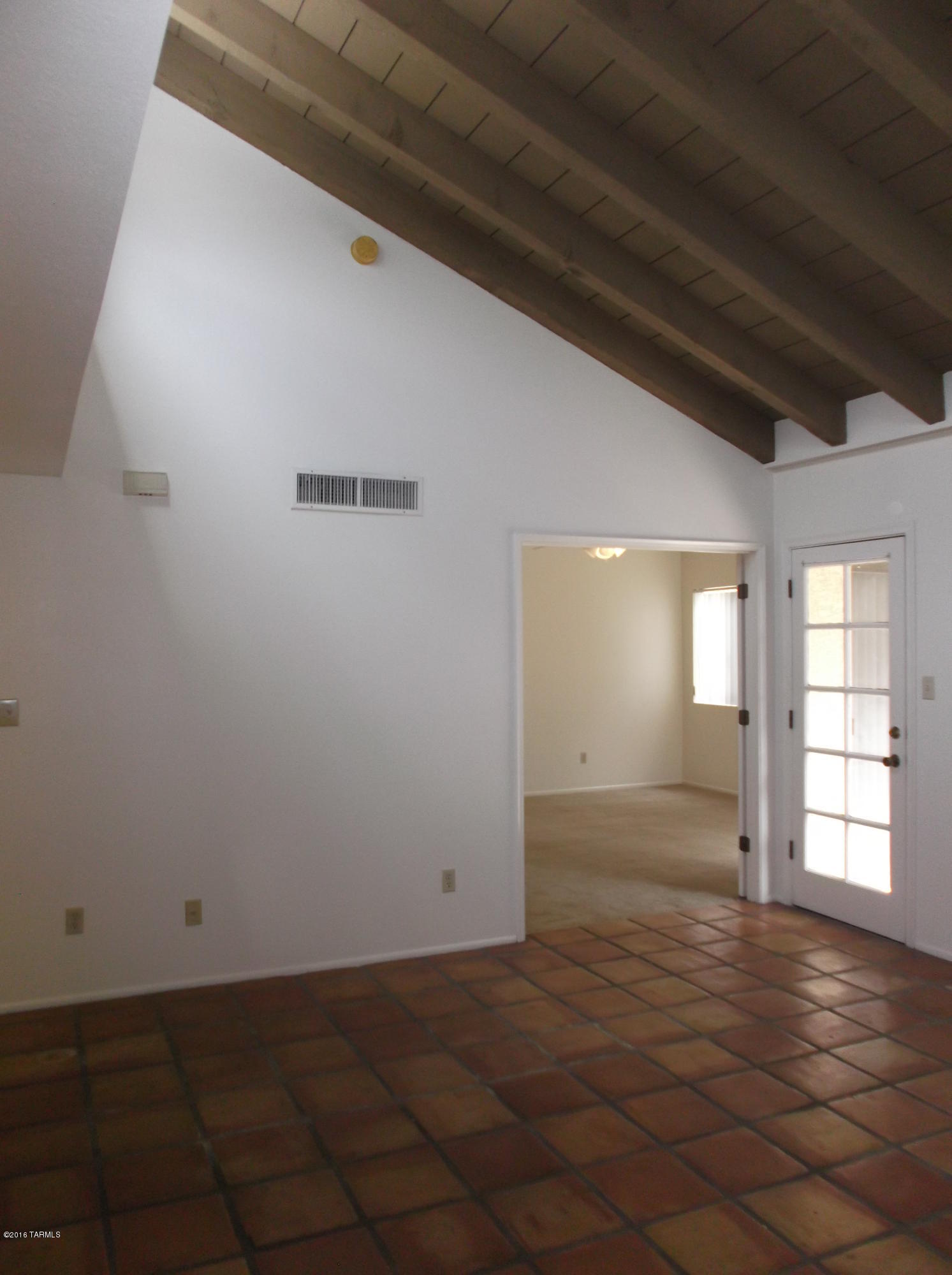 Unsubdivided - Residential Lease