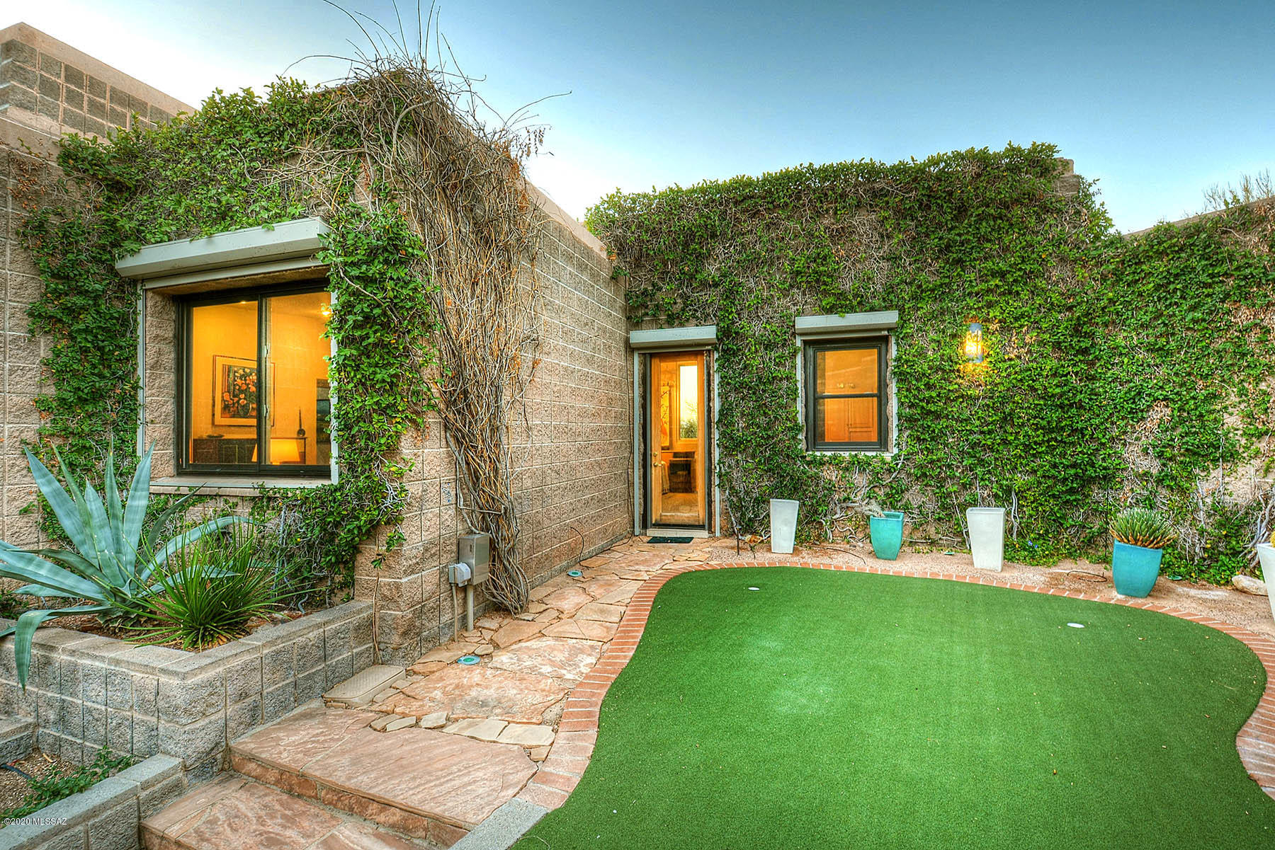 Sin Vacas (1-127 & 129-235) - Residential