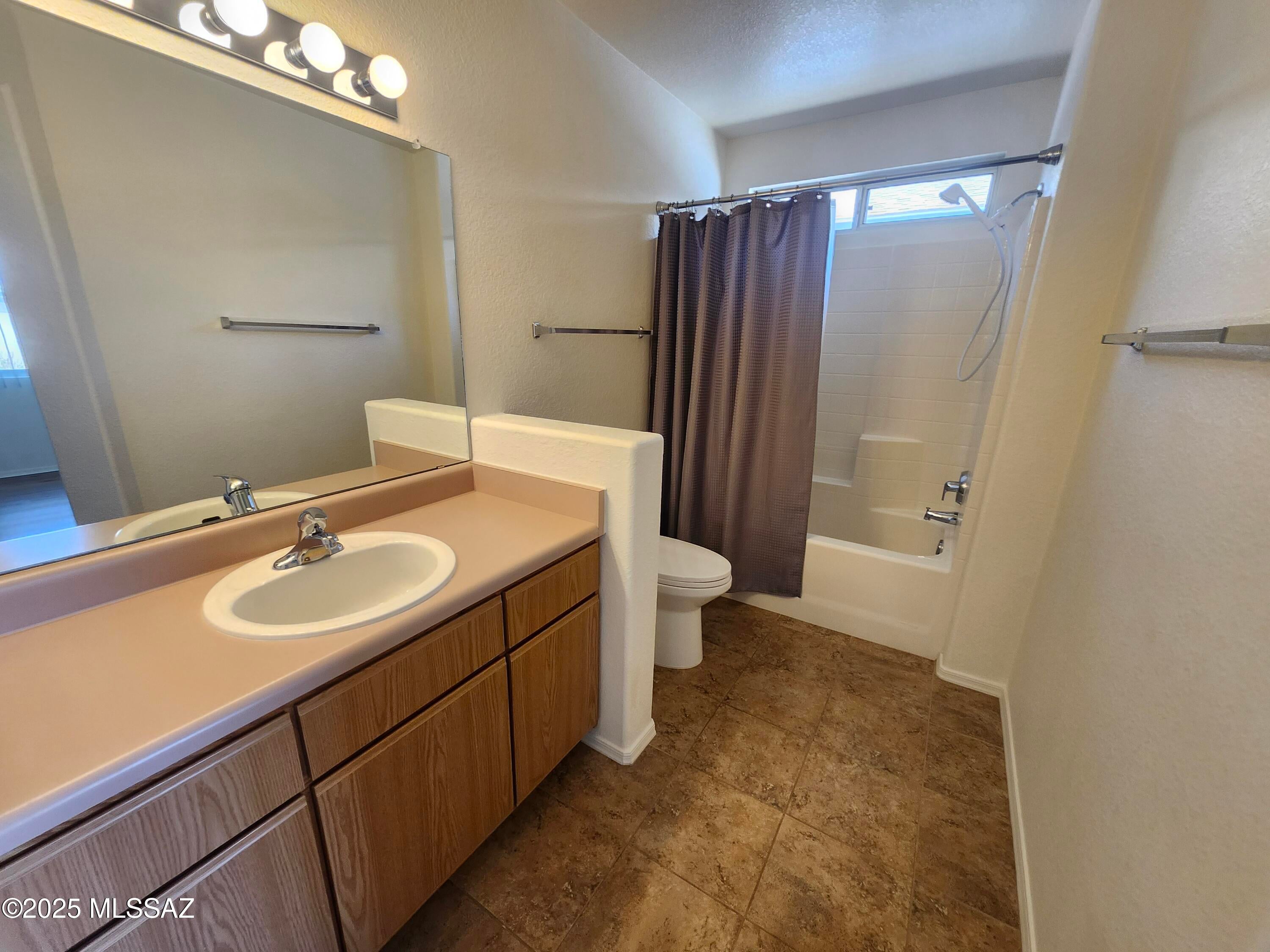 Hillcrest At Wingate (180-386) - Residential Lease