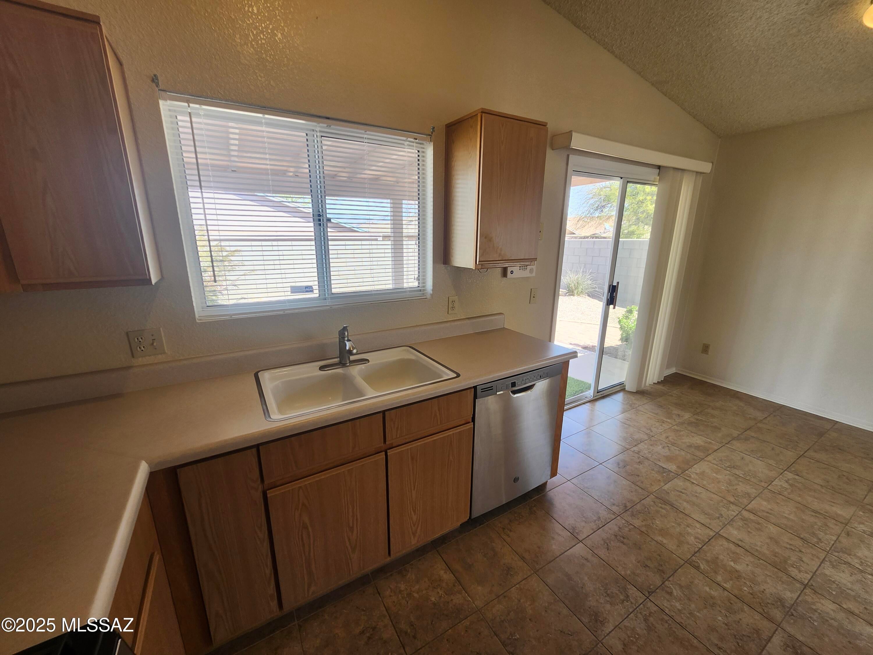 Hillcrest At Wingate (180-386) - Residential Lease