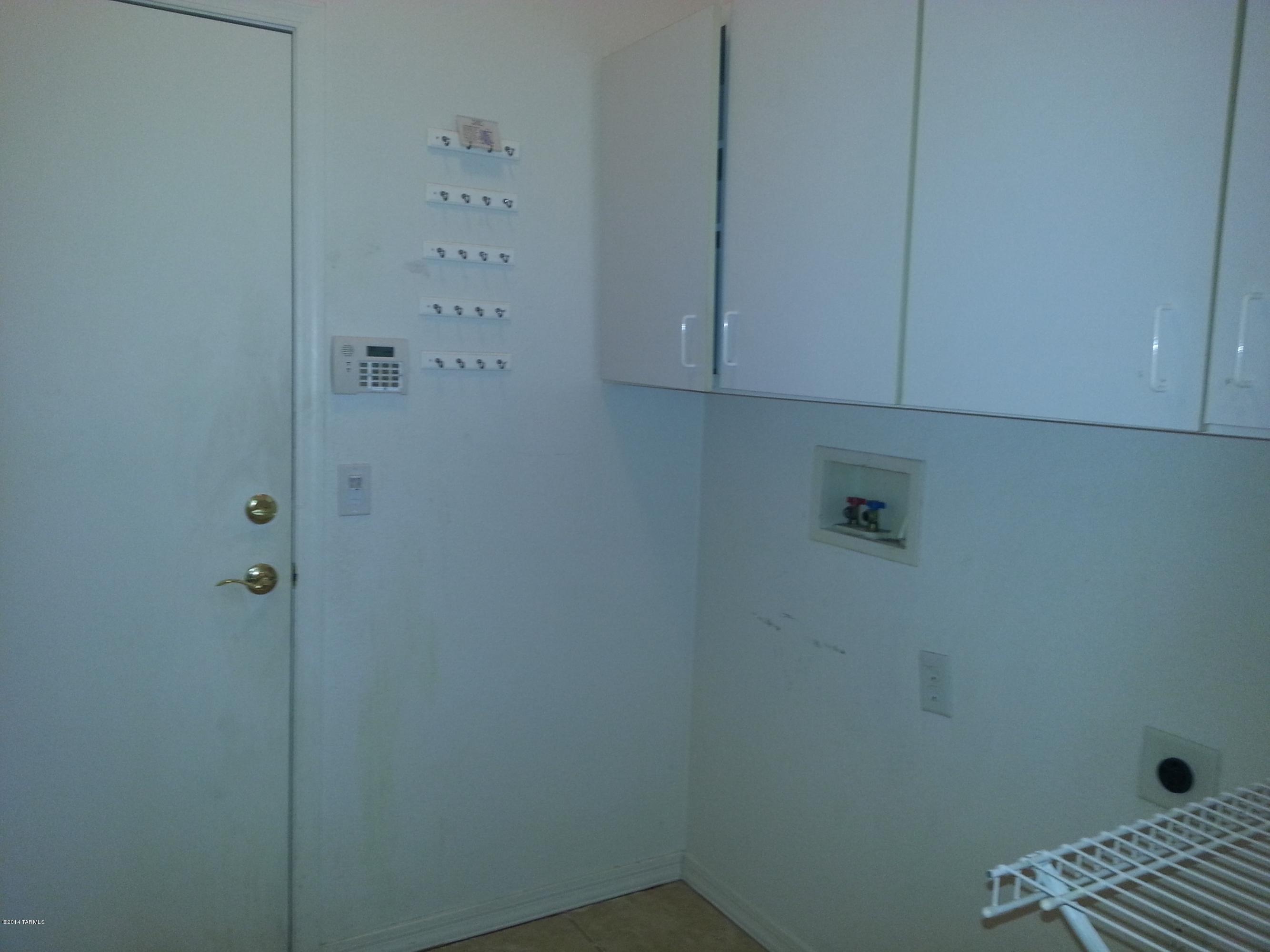 Presidio De La Madera  (1-189) - Residential Lease