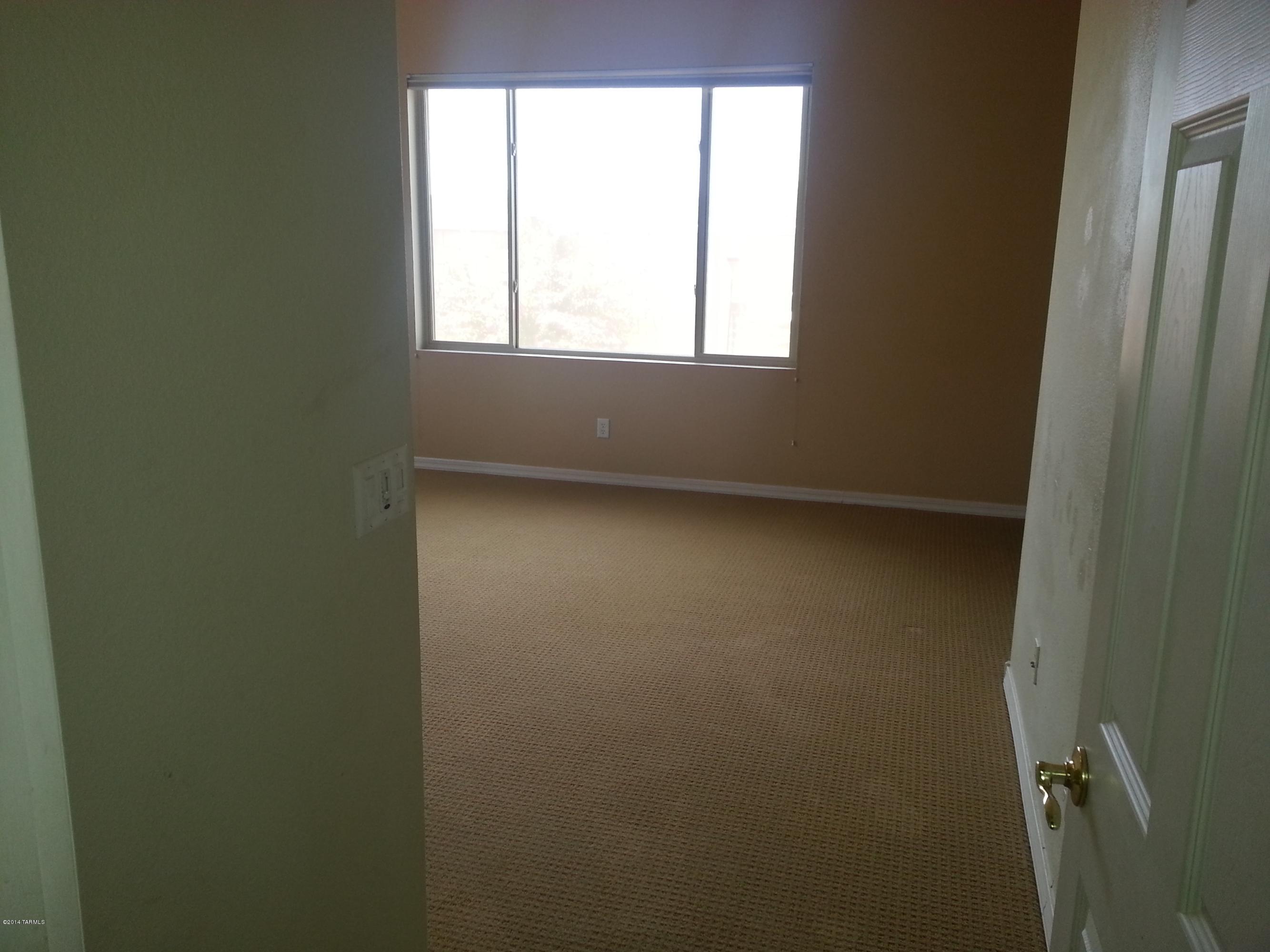 Presidio De La Madera  (1-189) - Residential Lease