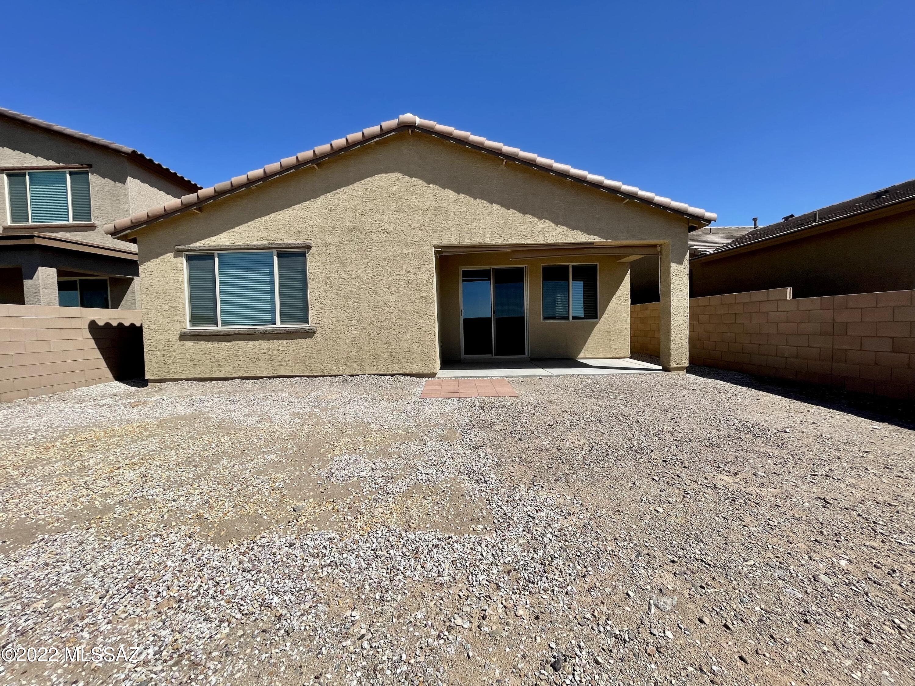 The Vistas At Rincon Knolls SQ20152600506 - Residential Lease