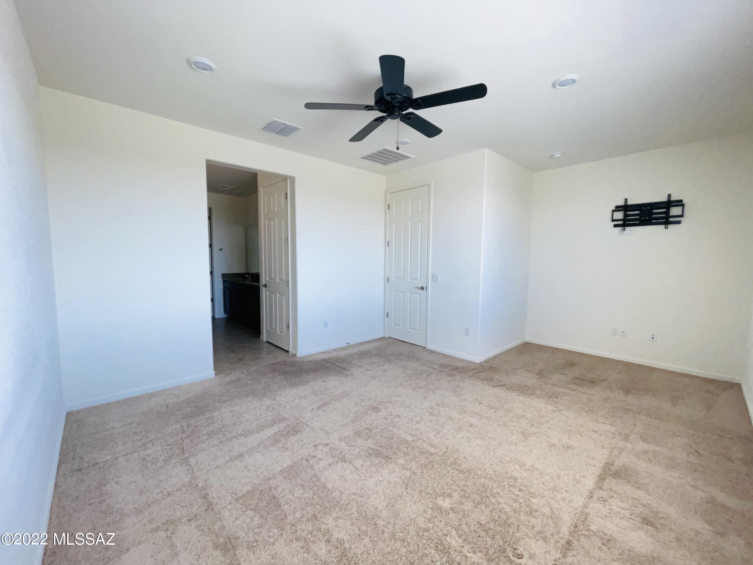 The Vistas At Rincon Knolls SQ20152600506 - Residential Lease
