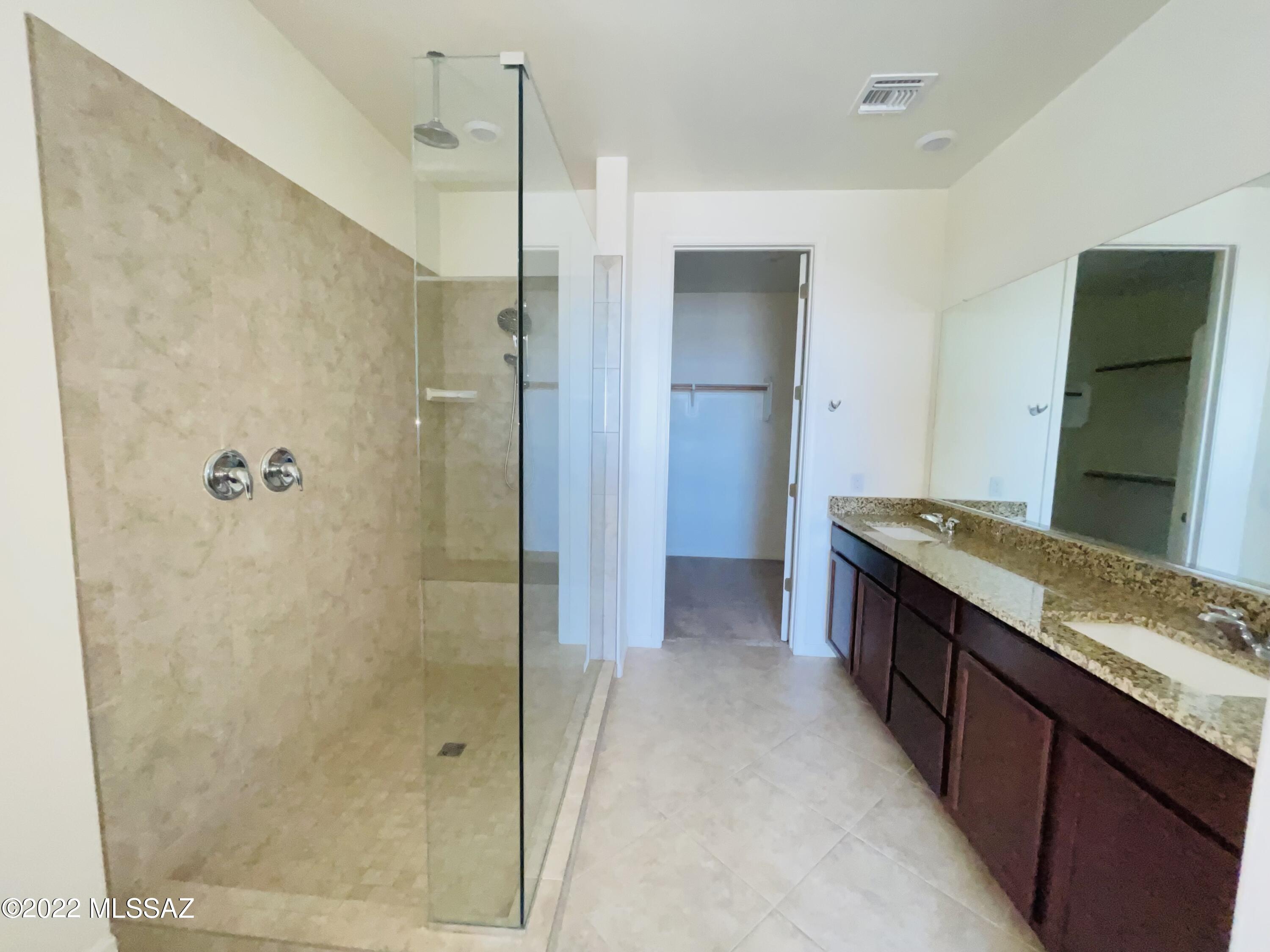 The Vistas At Rincon Knolls SQ20152600506 - Residential Lease