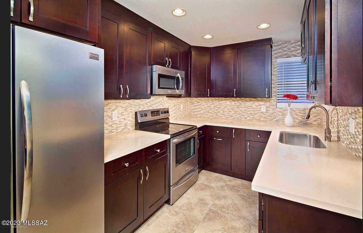 Greens at Ventana Canyon - Residential