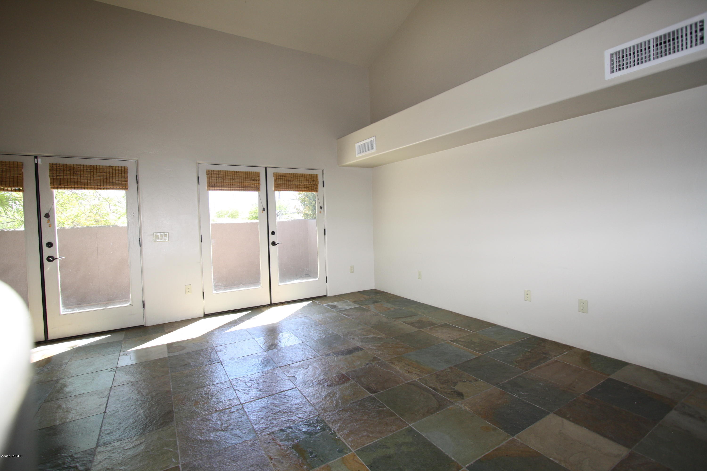 Olsen Condominiums Units 1-18 - Residential Lease