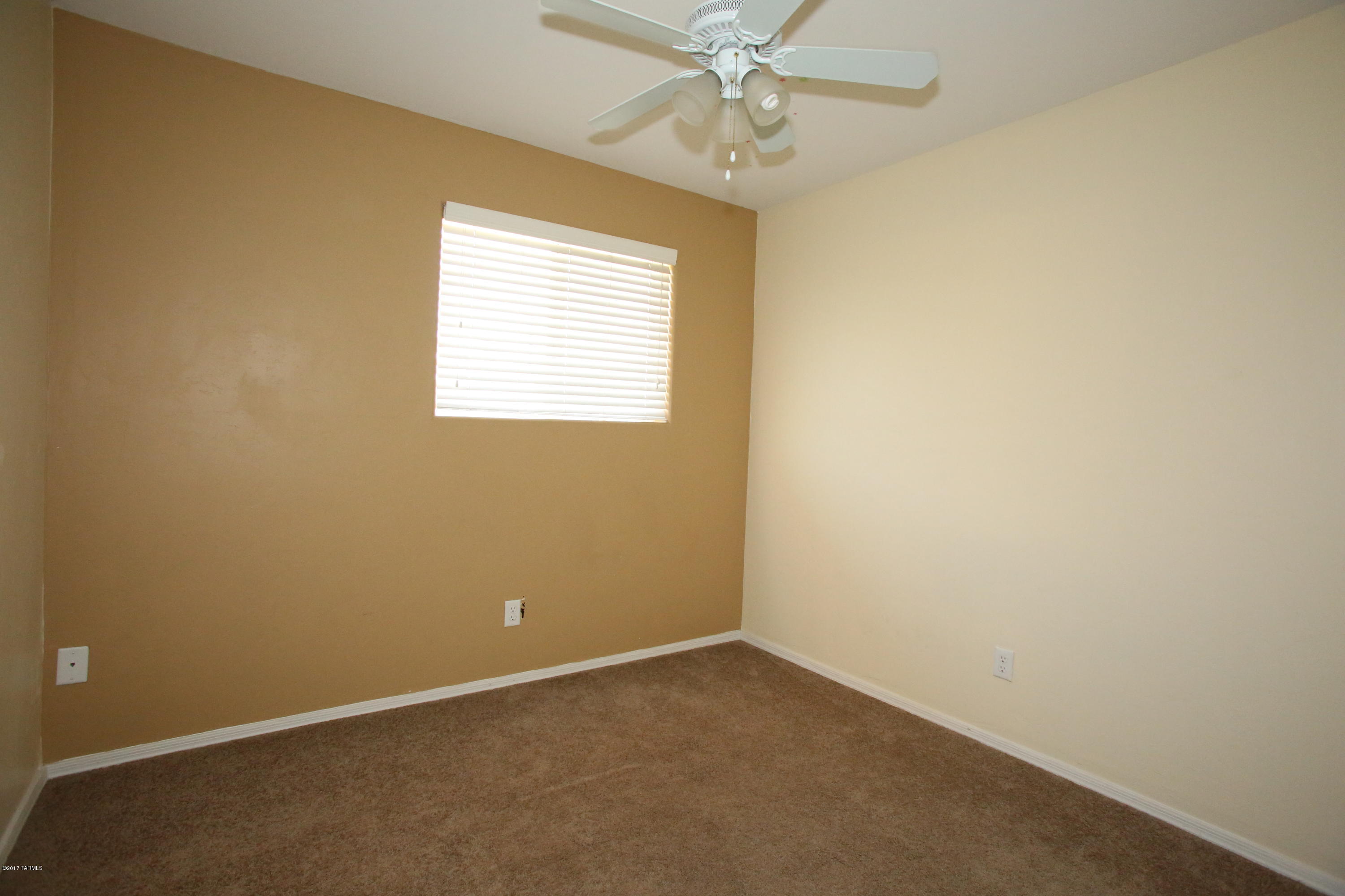 Villa Venice Condos - Residential Lease