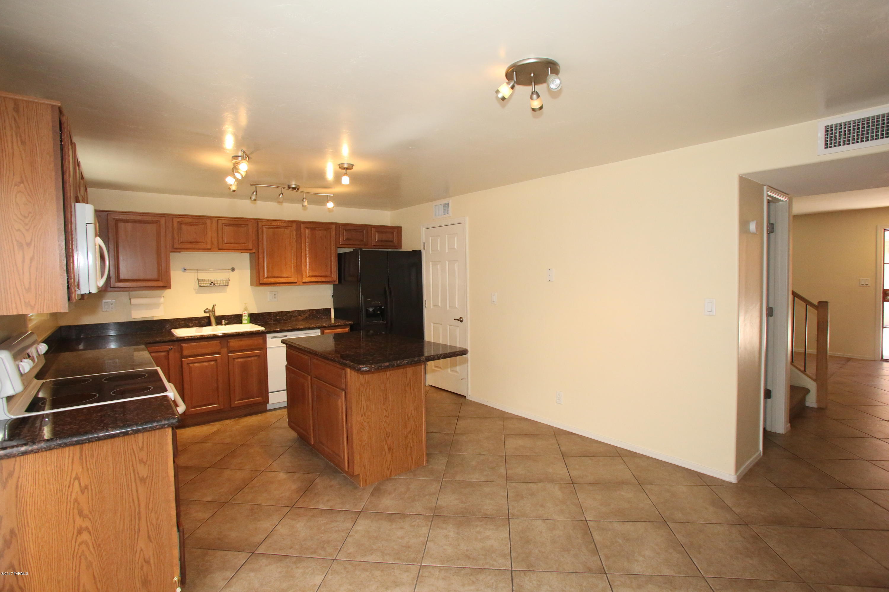 Villa Venice Condos - Residential Lease