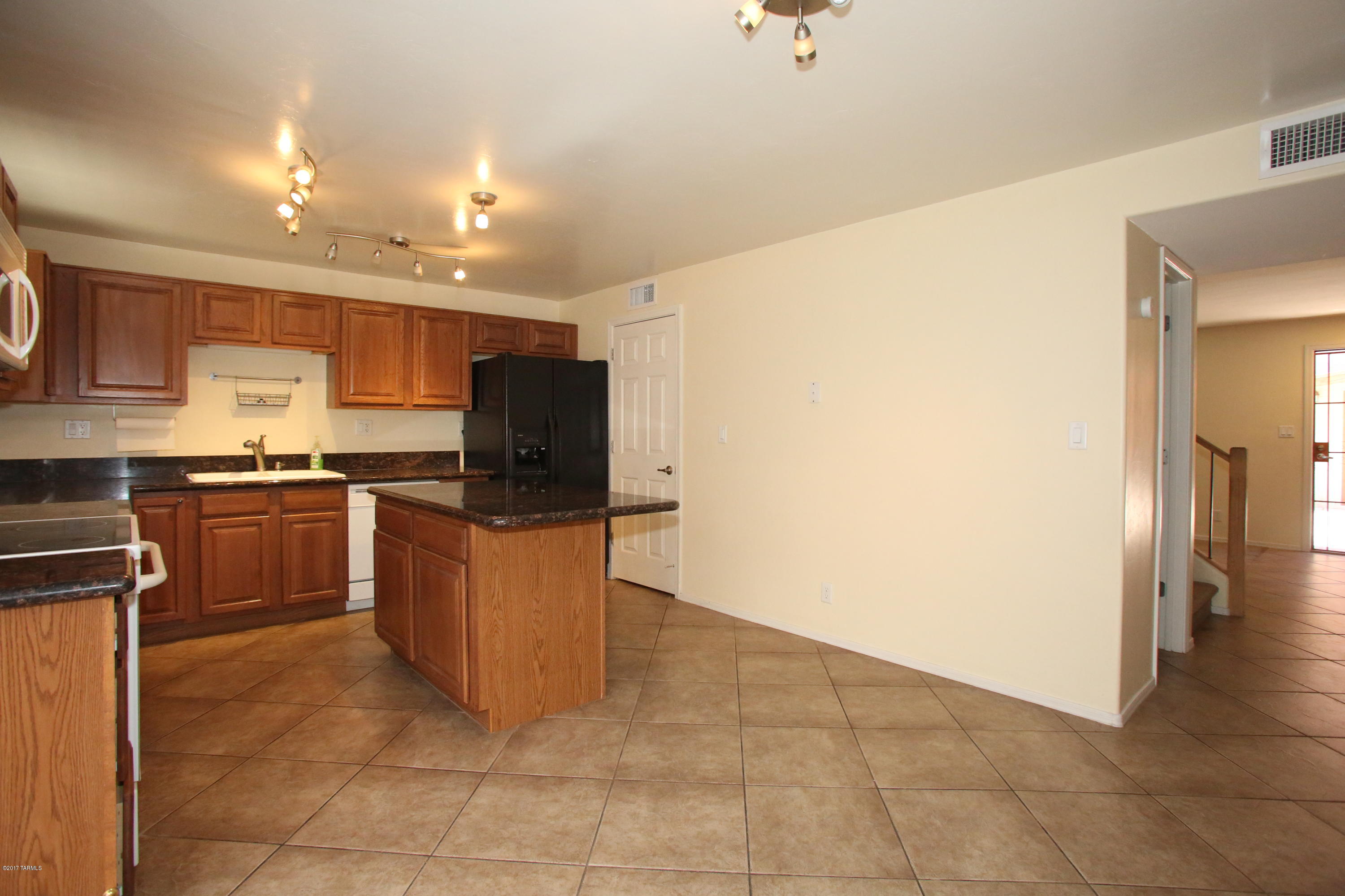 Villa Venice Condos - Residential Lease