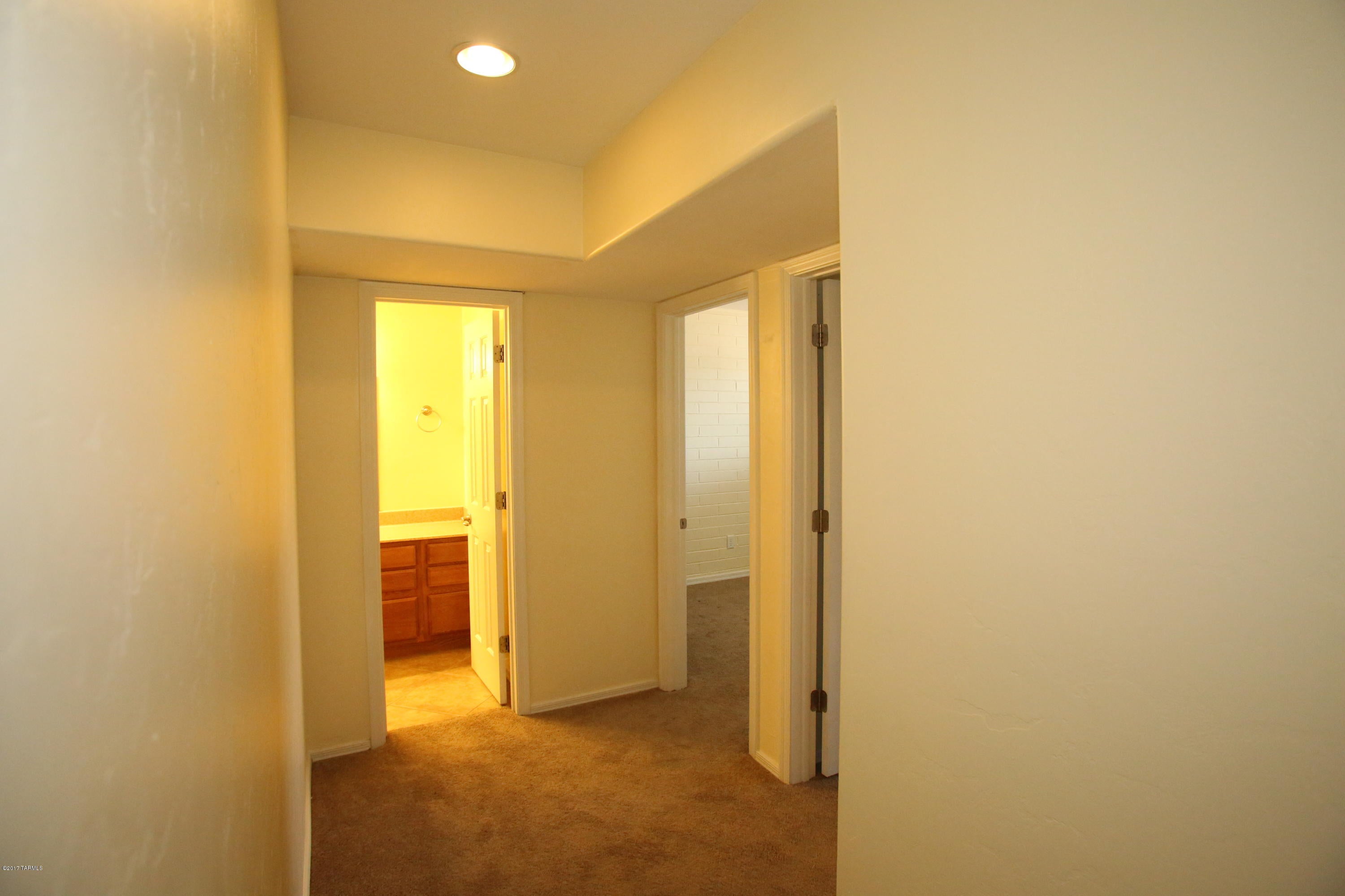 Villa Venice Condos - Residential Lease