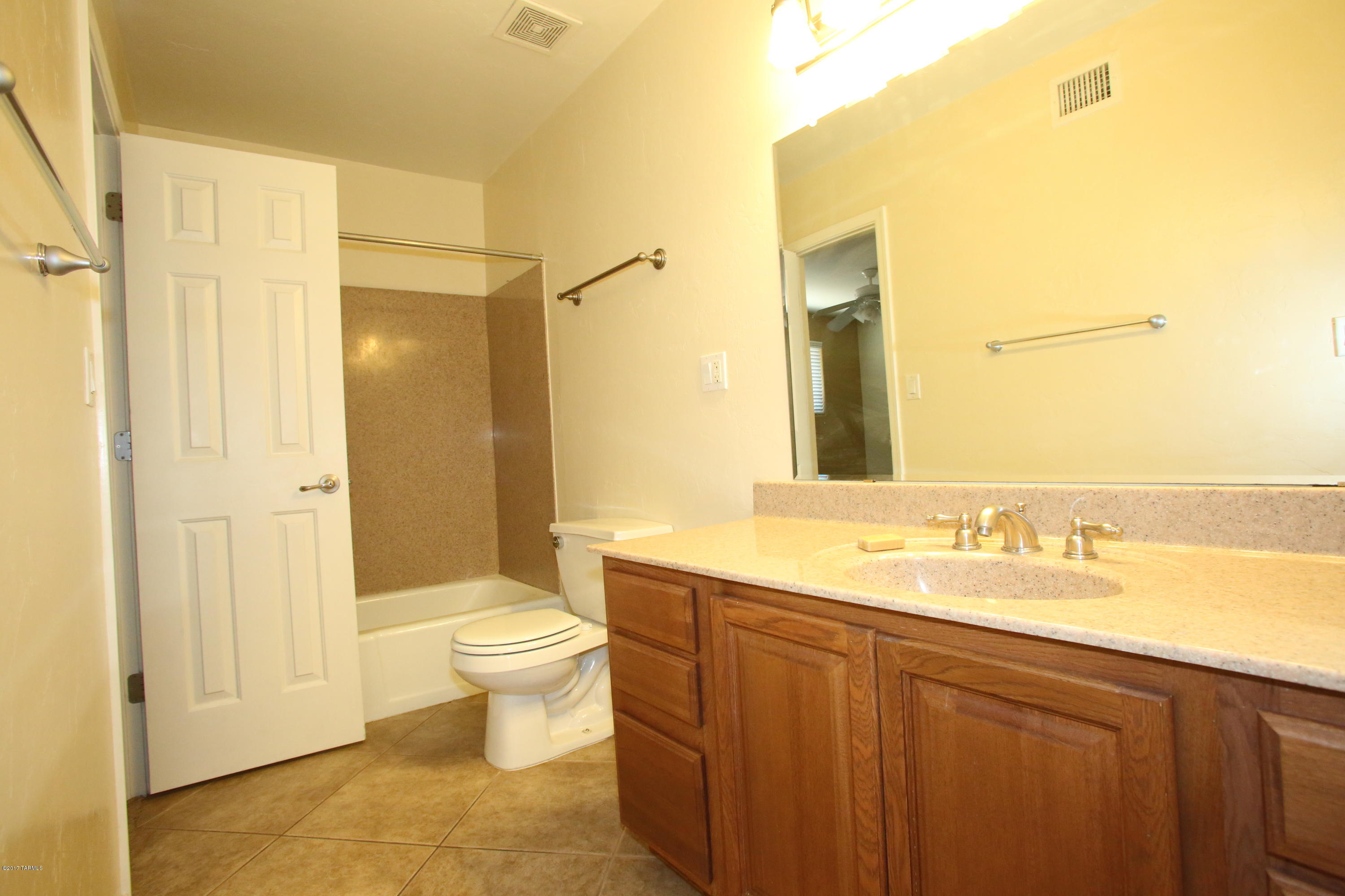 Villa Venice Condos - Residential Lease