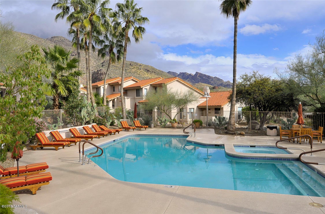 The Villas At Rancho Sin Vacas (1-72) - Residential Lease