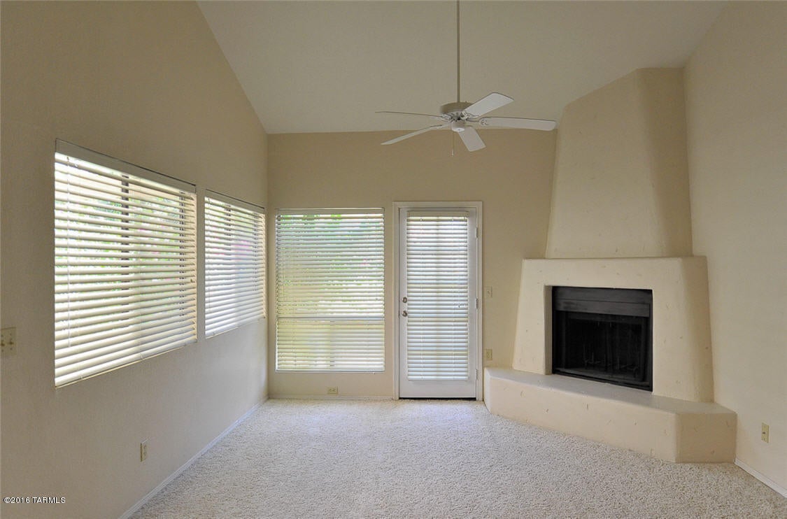 The Villas At Rancho Sin Vacas (1-72) - Residential Lease