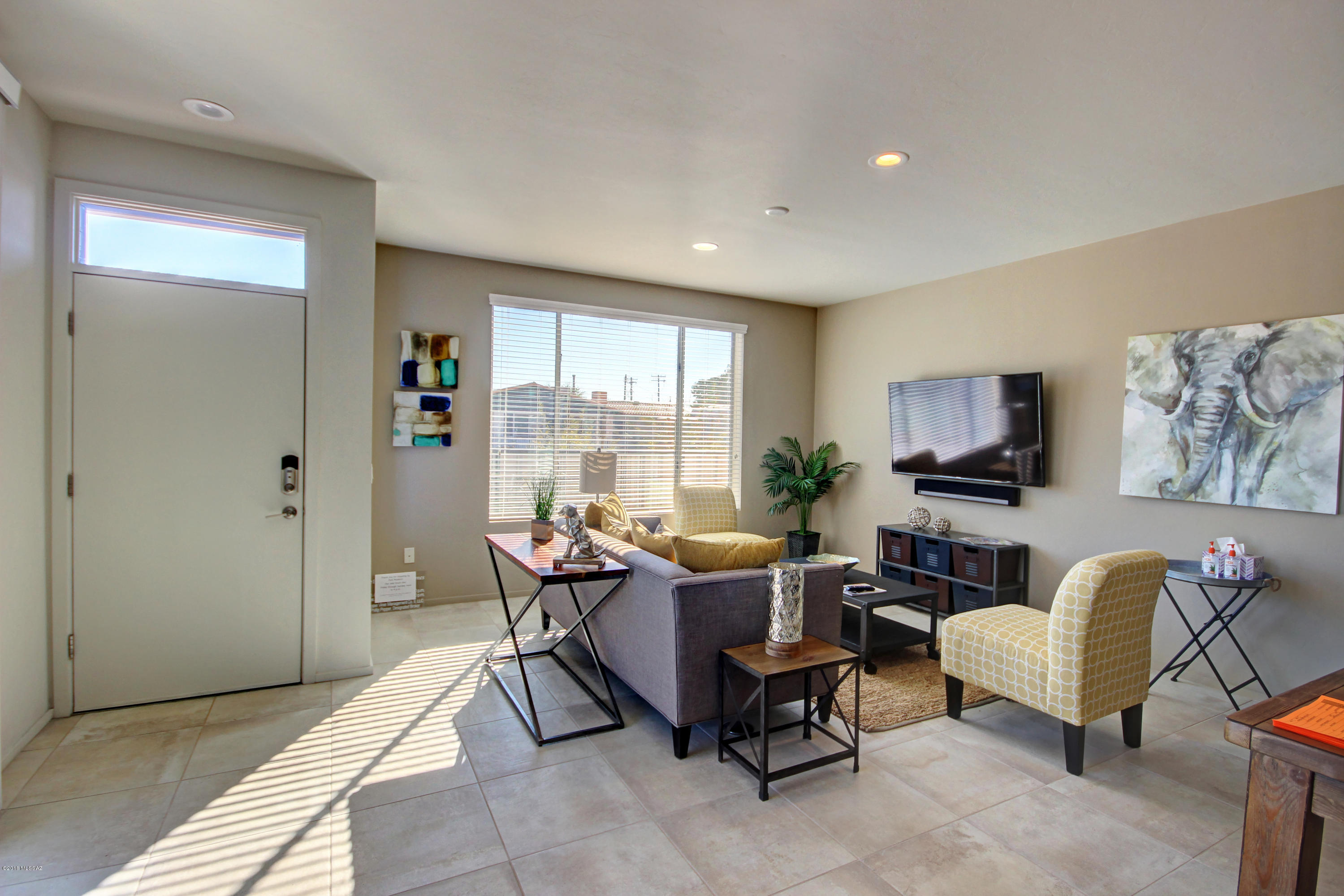 Park Modern SQ20171350679 - Residential