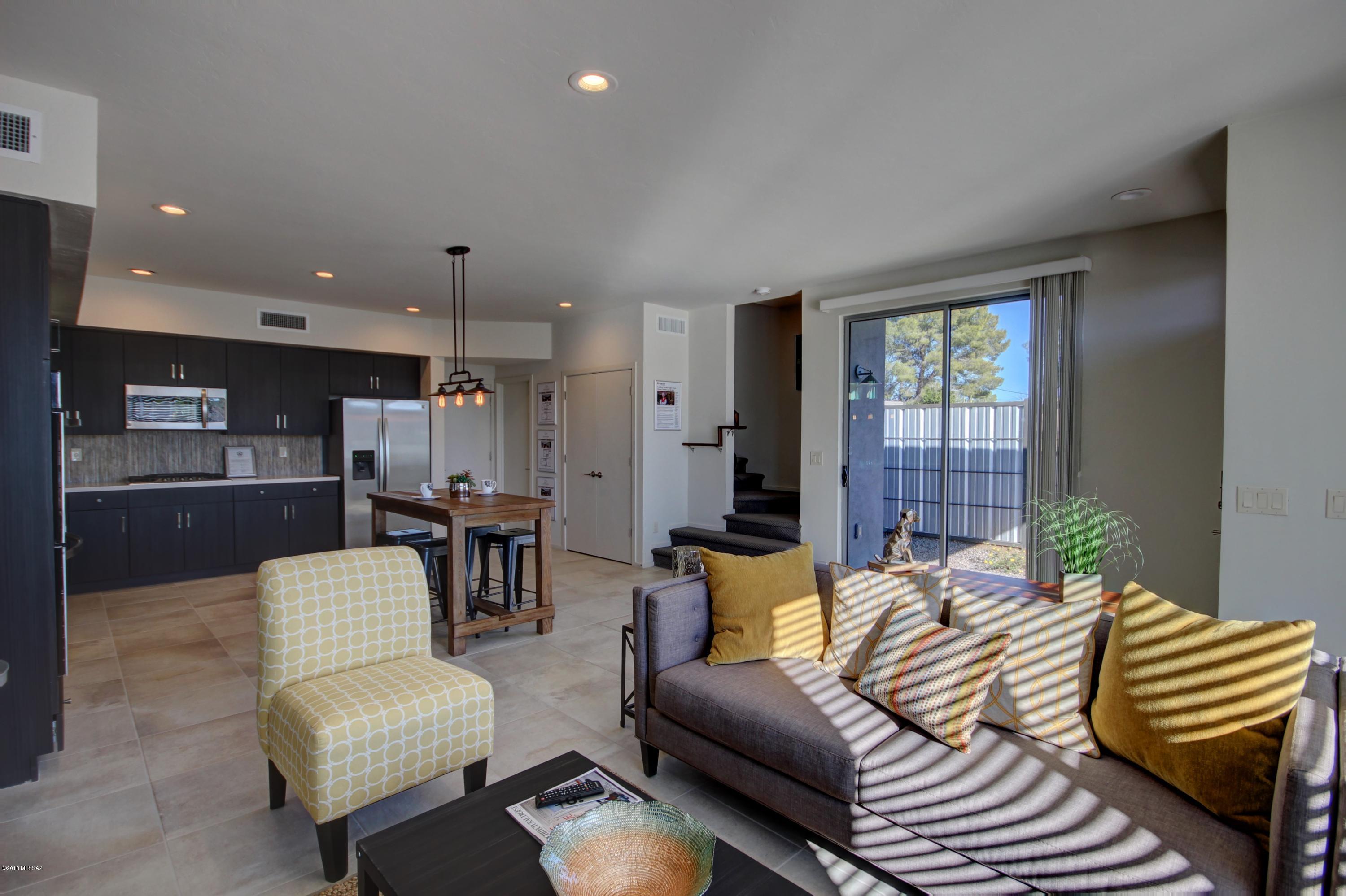 Park Modern SQ20171350679 - Residential