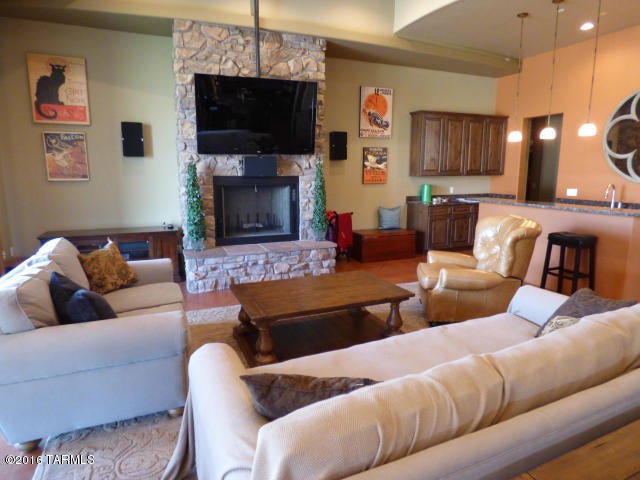 Preserve II at Dove Mtn (183-305) - Residential Lease