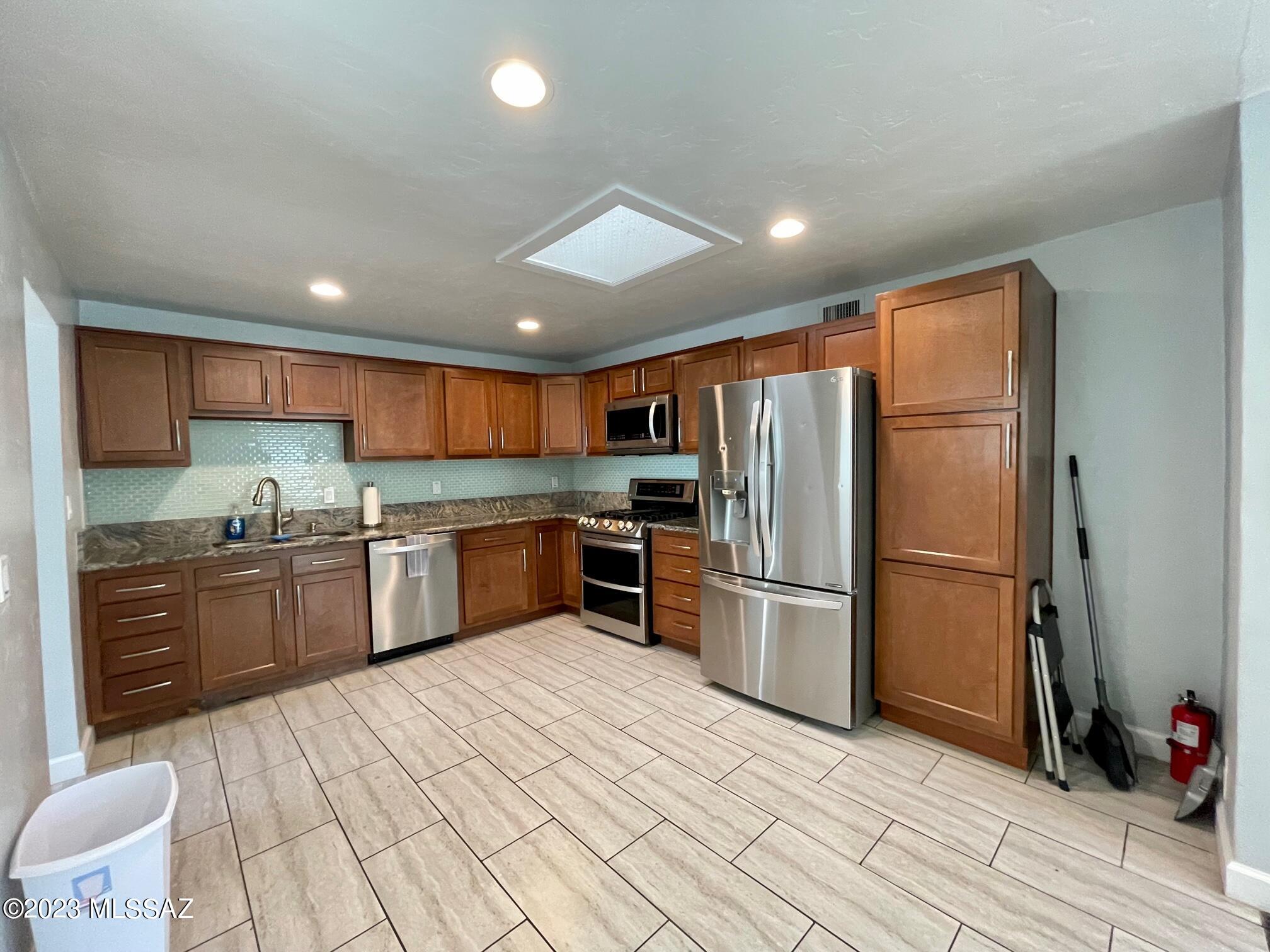 Conquistador Heights Addition - Residential Lease