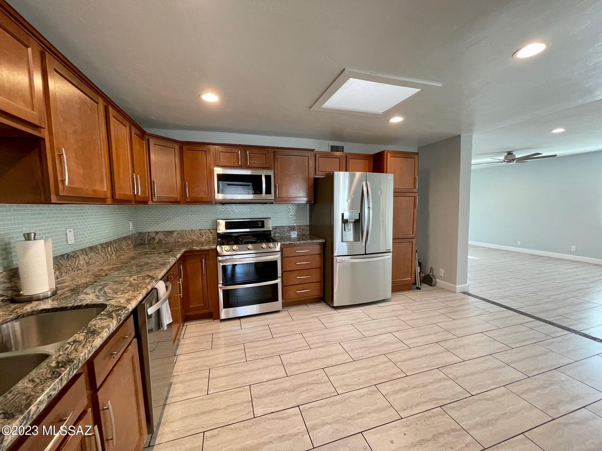 Conquistador Heights Addition - Residential Lease
