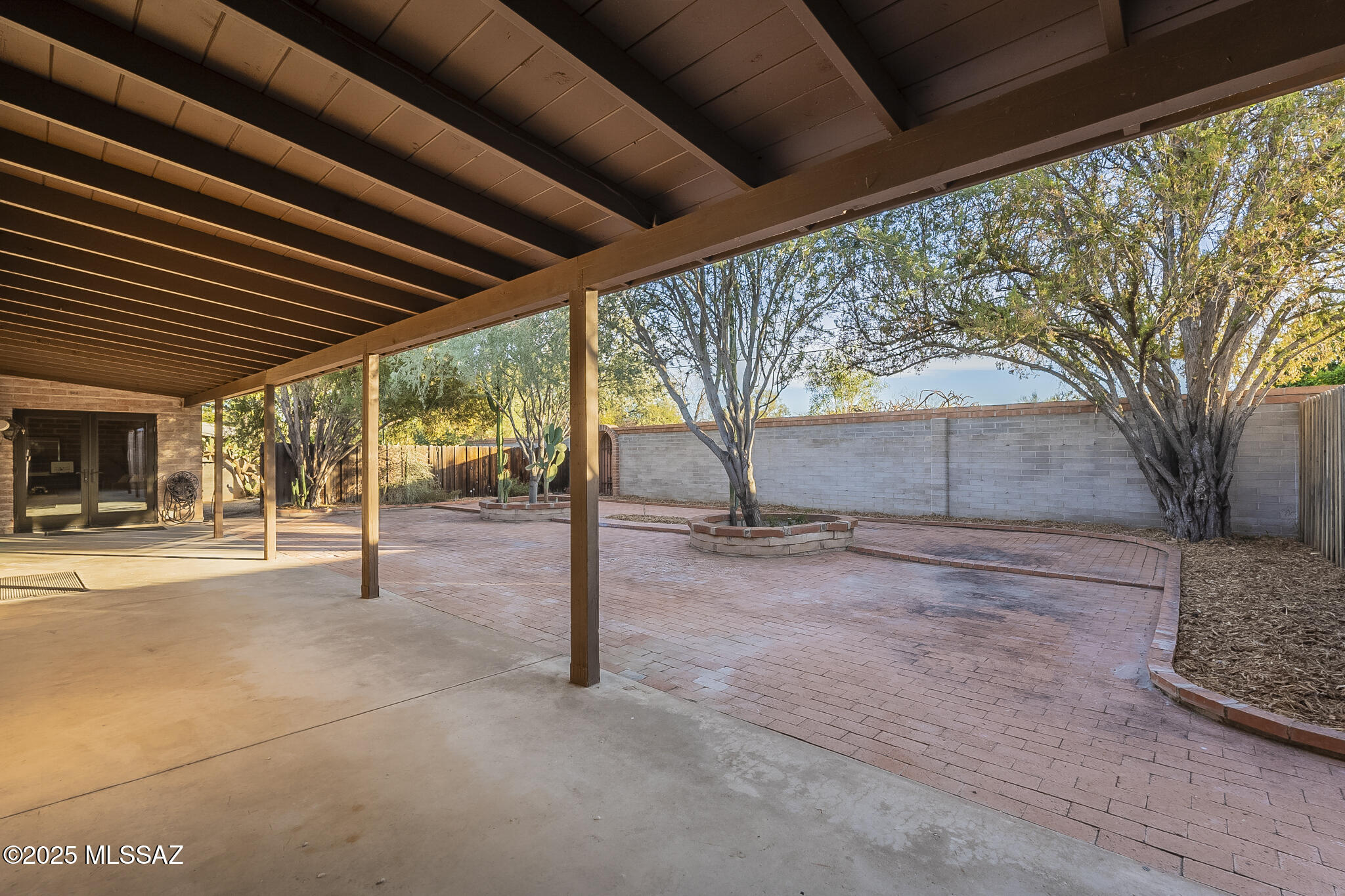 Crest View - Residential