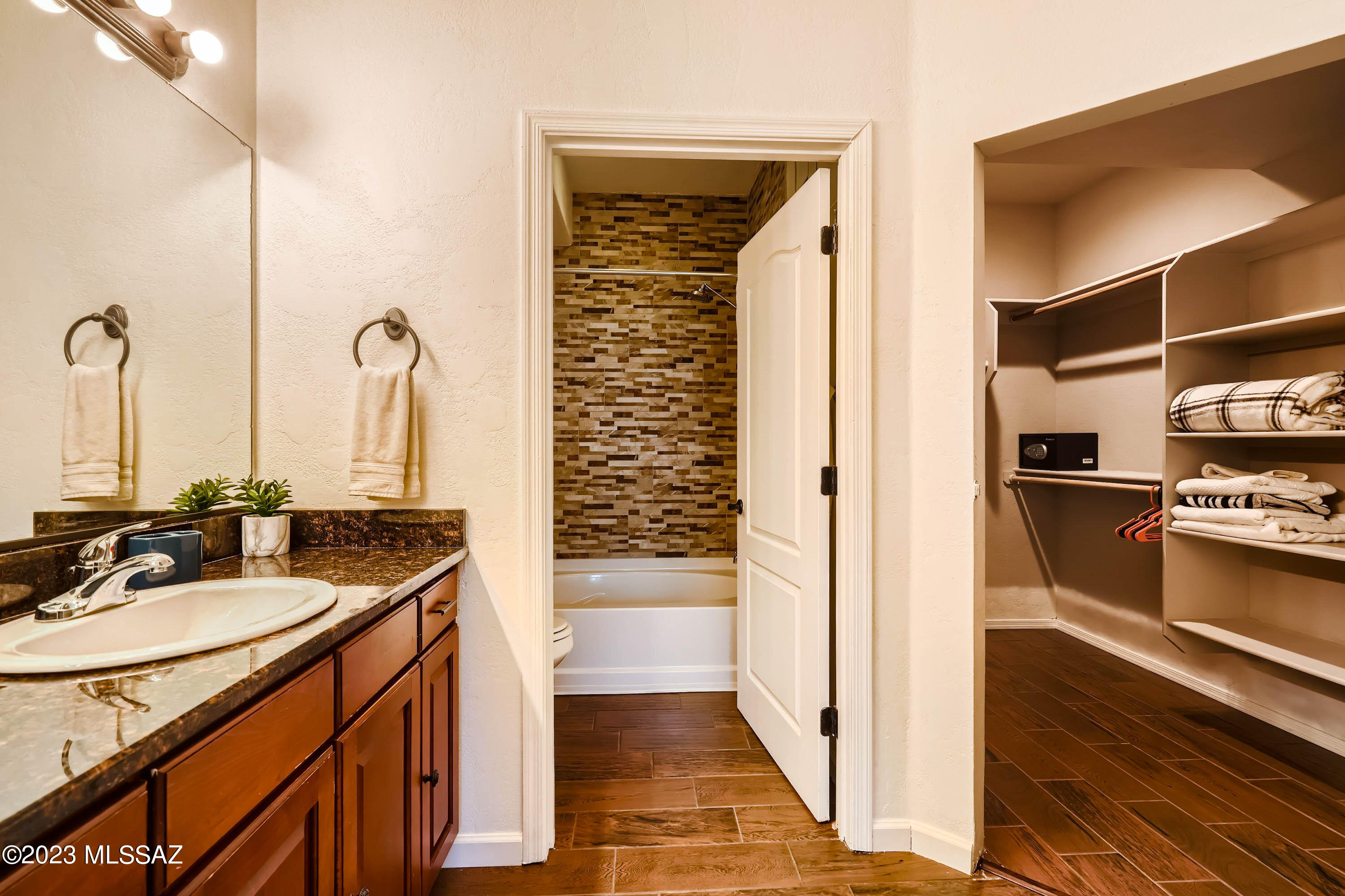 Villas at Hacienda Del Sol - Residential