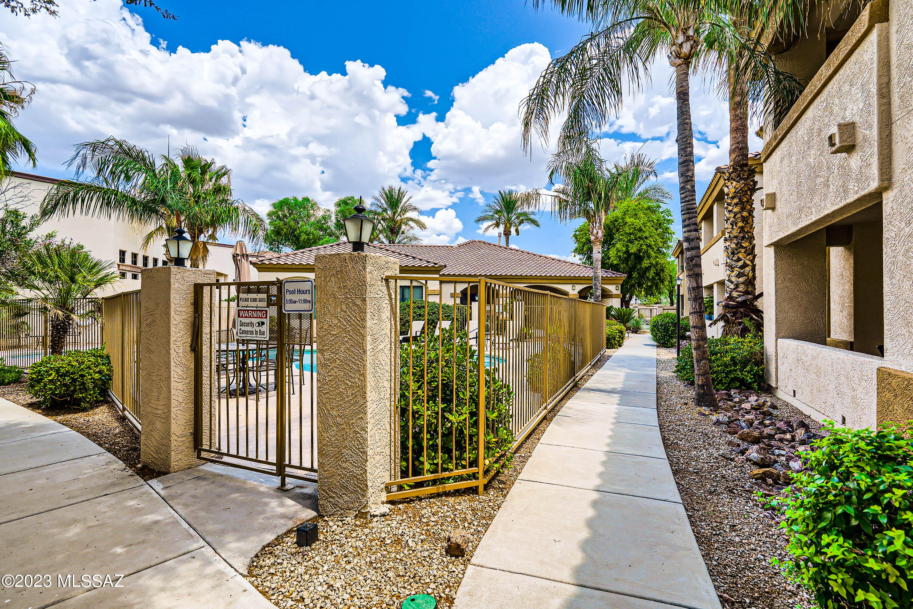 Villas at Hacienda Del Sol - Residential