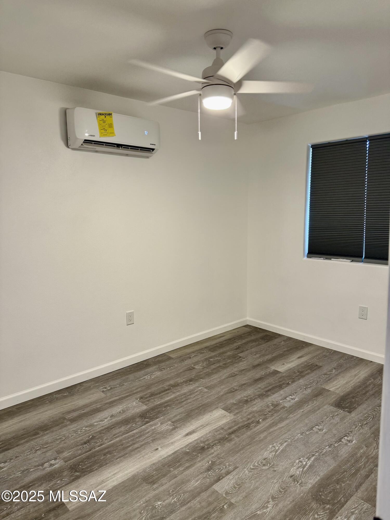 Mescal Lakes - Residential