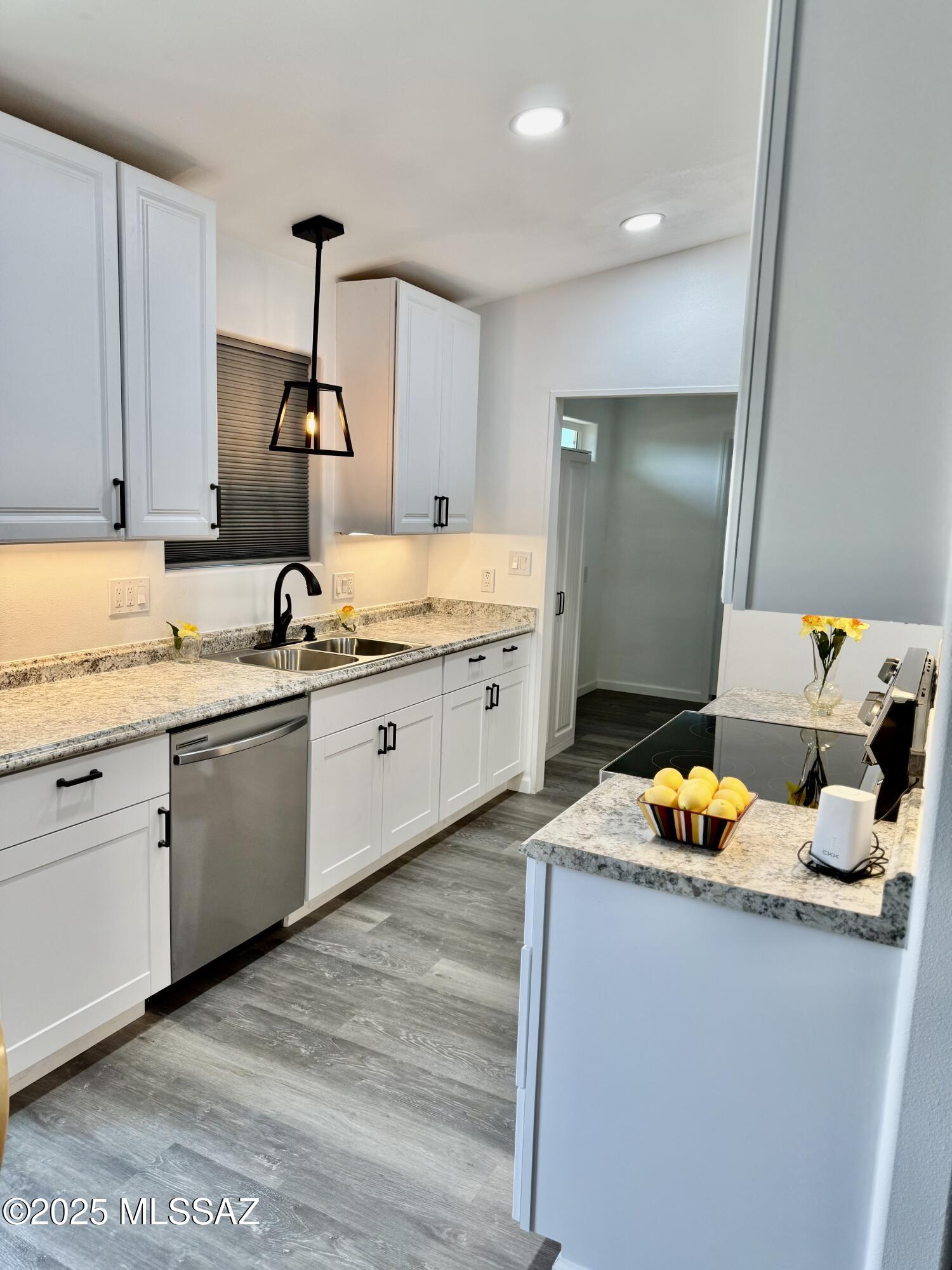 Mescal Lakes - Residential