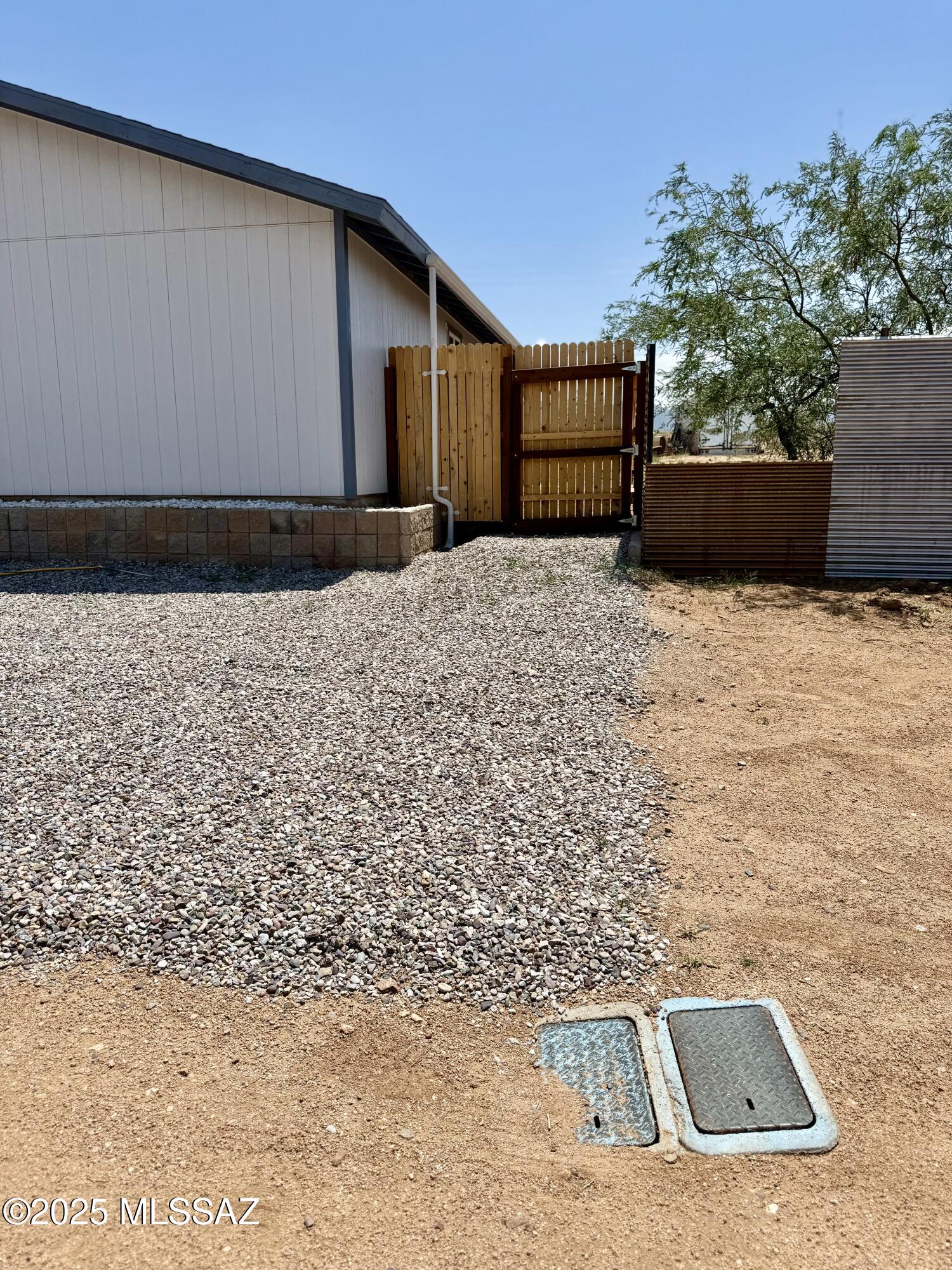 Mescal Lakes - Residential