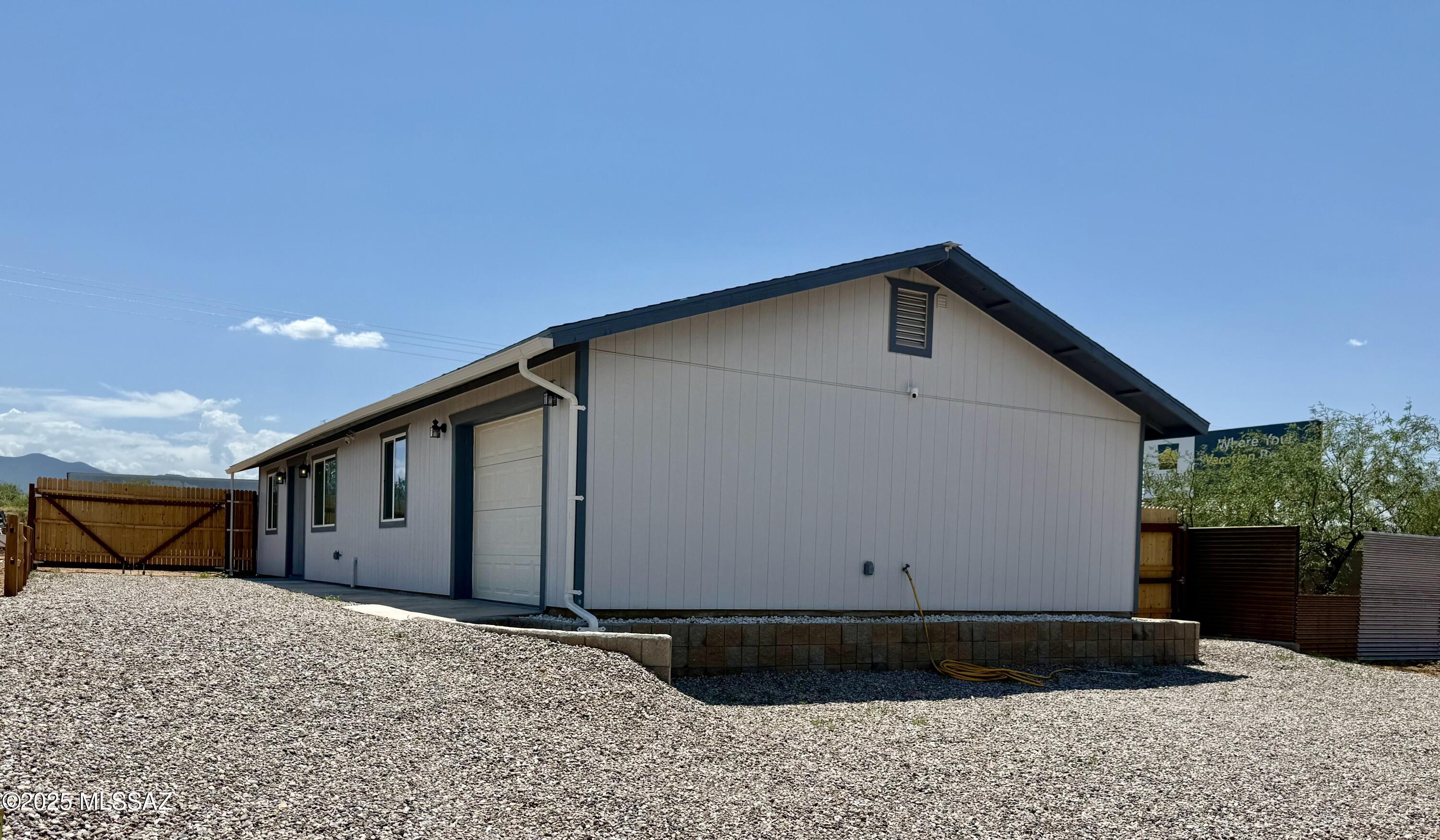 Mescal Lakes - Residential