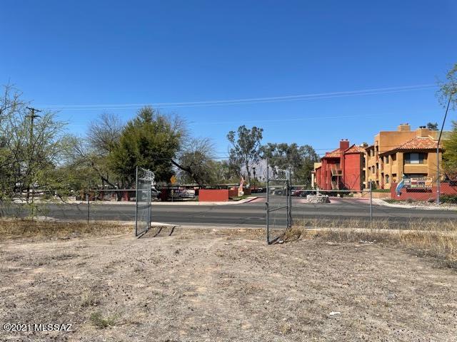 Development plans for 5 lot subdivision were approved by City of Tucson in March 2018.. House plans, including post tension engineering, were prepared. Sewer and water were approved in 2018. Gas was tentatively approved . TEP had the information, but no final design, in 2018. All plans and documents related to the property development will be included in the sale.