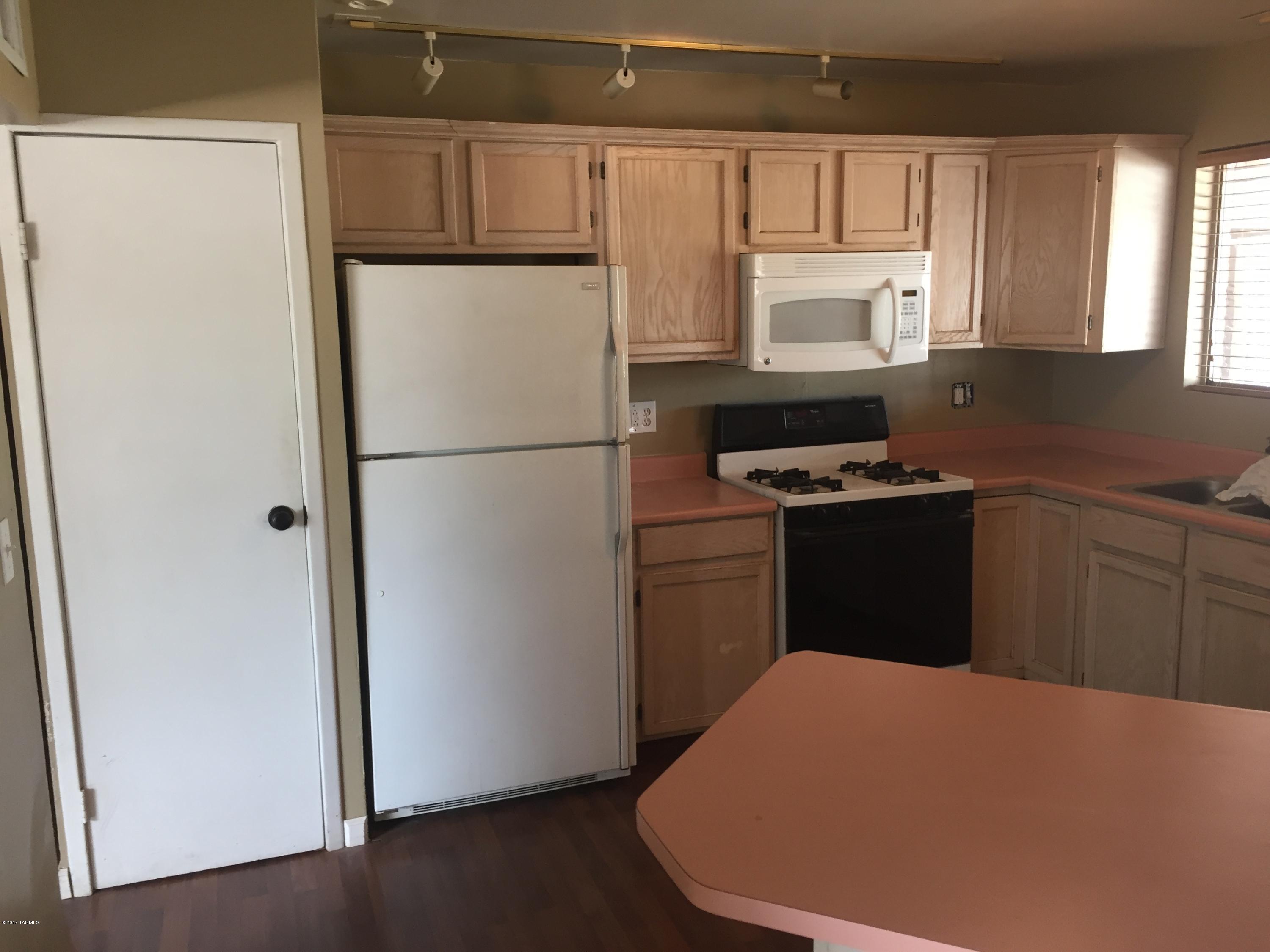Out Of Pima County - Residential Lease