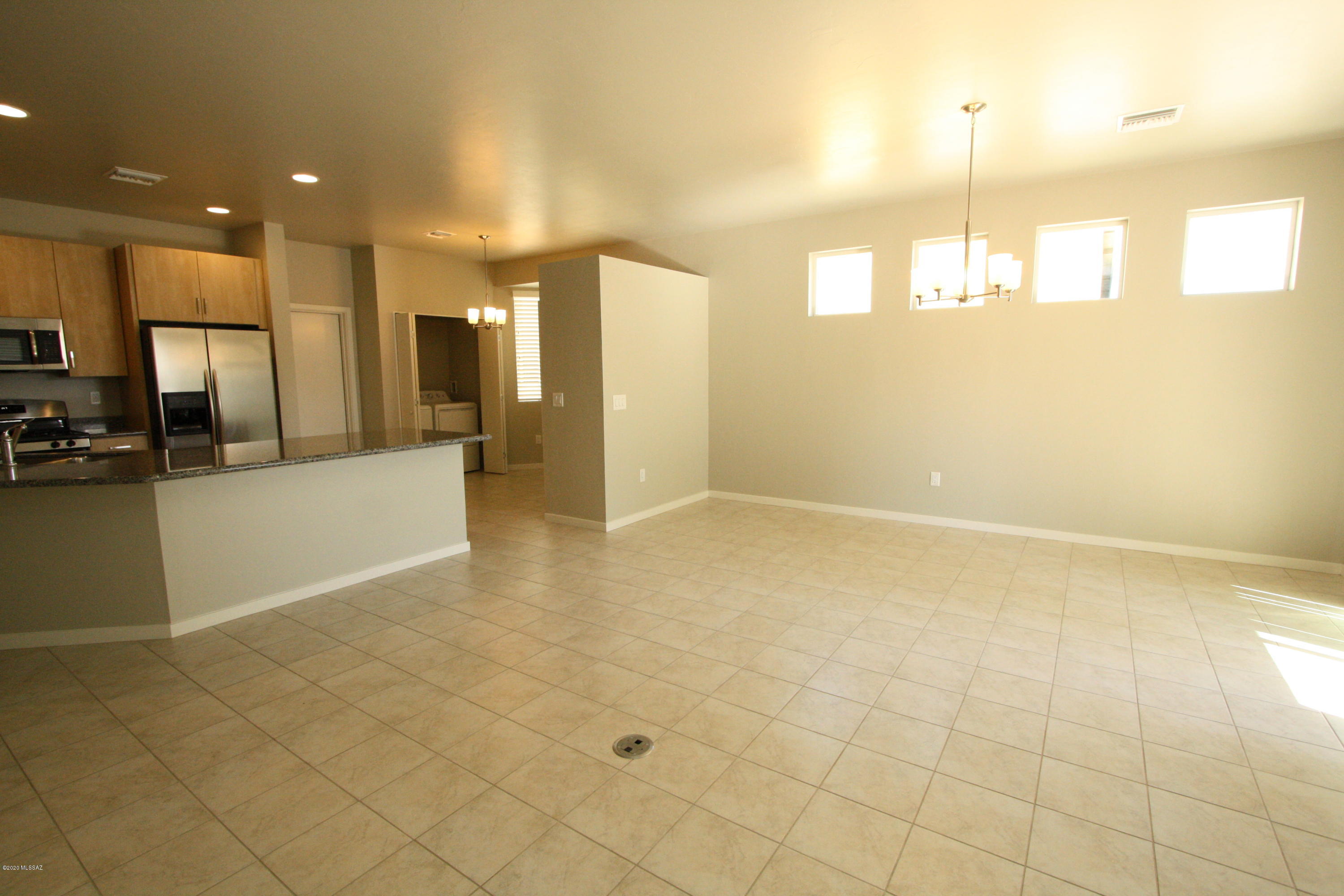 Elementary Place SQ20163230723 - Residential Lease