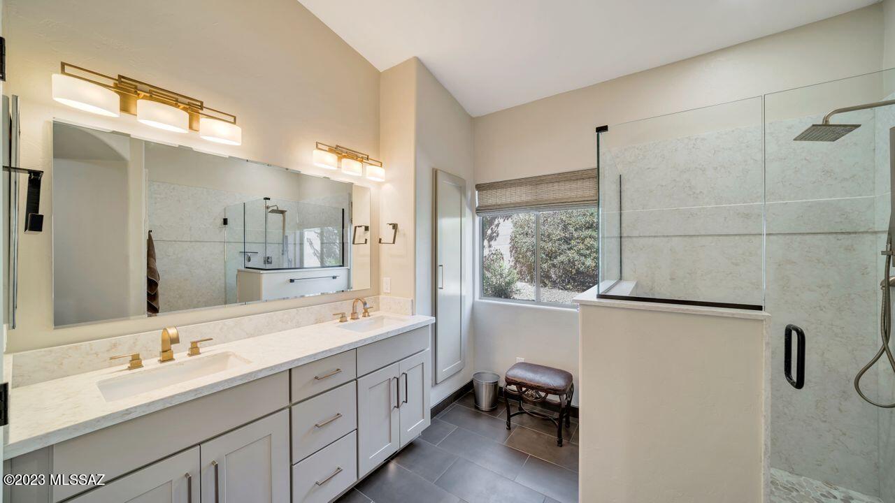 Bluffs At Dove Mountain (1-122) - Residential