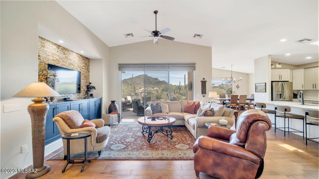 Bluffs At Dove Mountain (1-122) - Residential