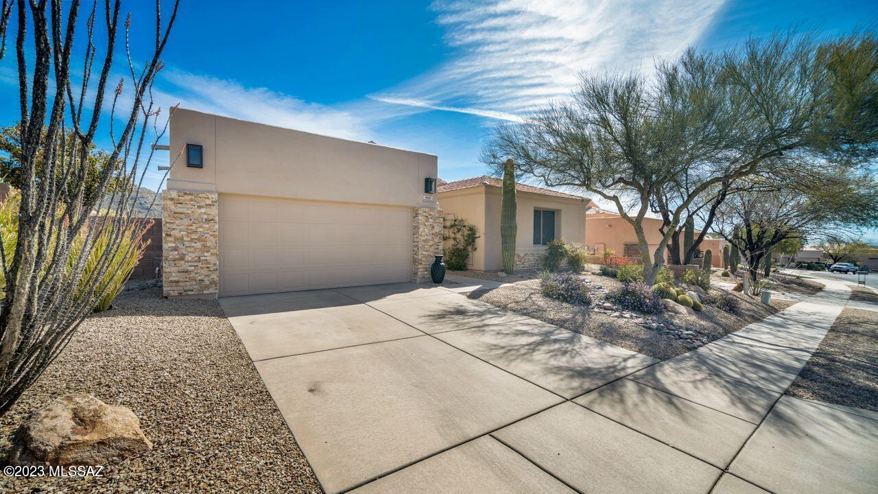 Bluffs At Dove Mountain (1-122) - Residential