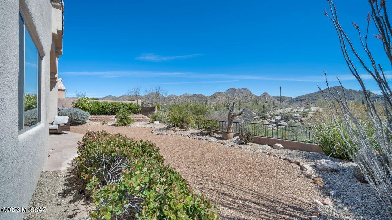 Bluffs At Dove Mountain (1-122) - Residential