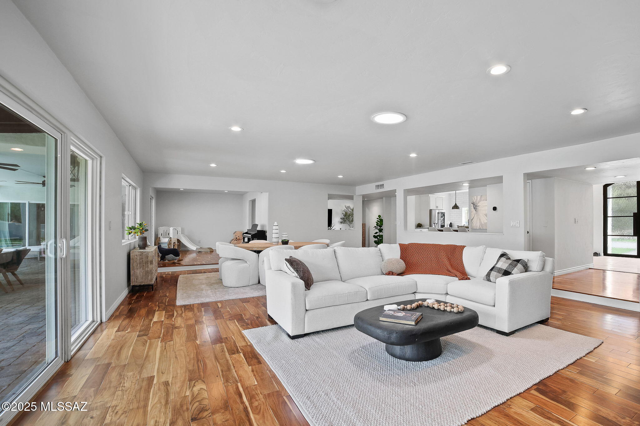 Country Club Estates NO. 1 - Residential