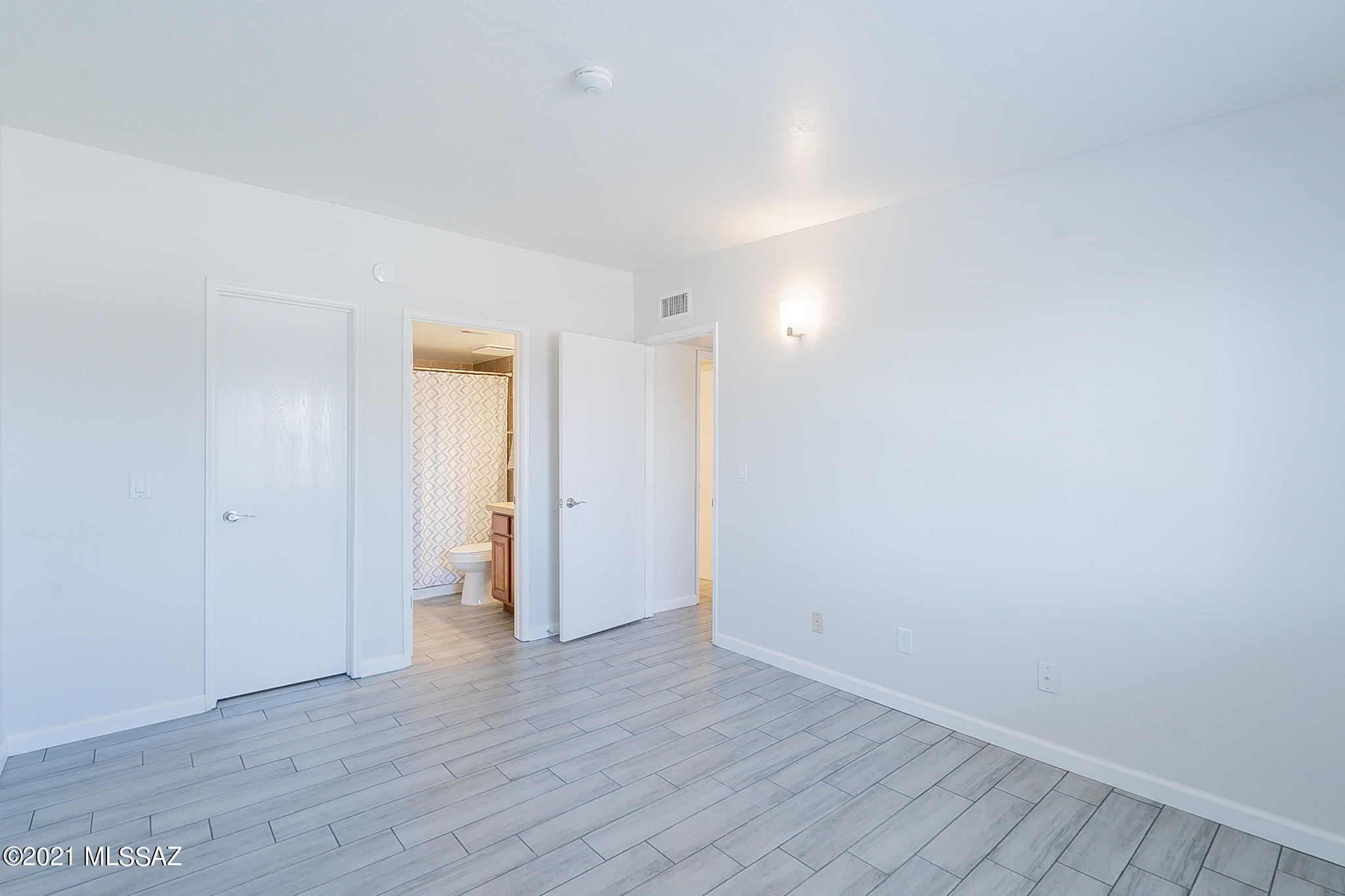 Casa Club Condominium - Residential