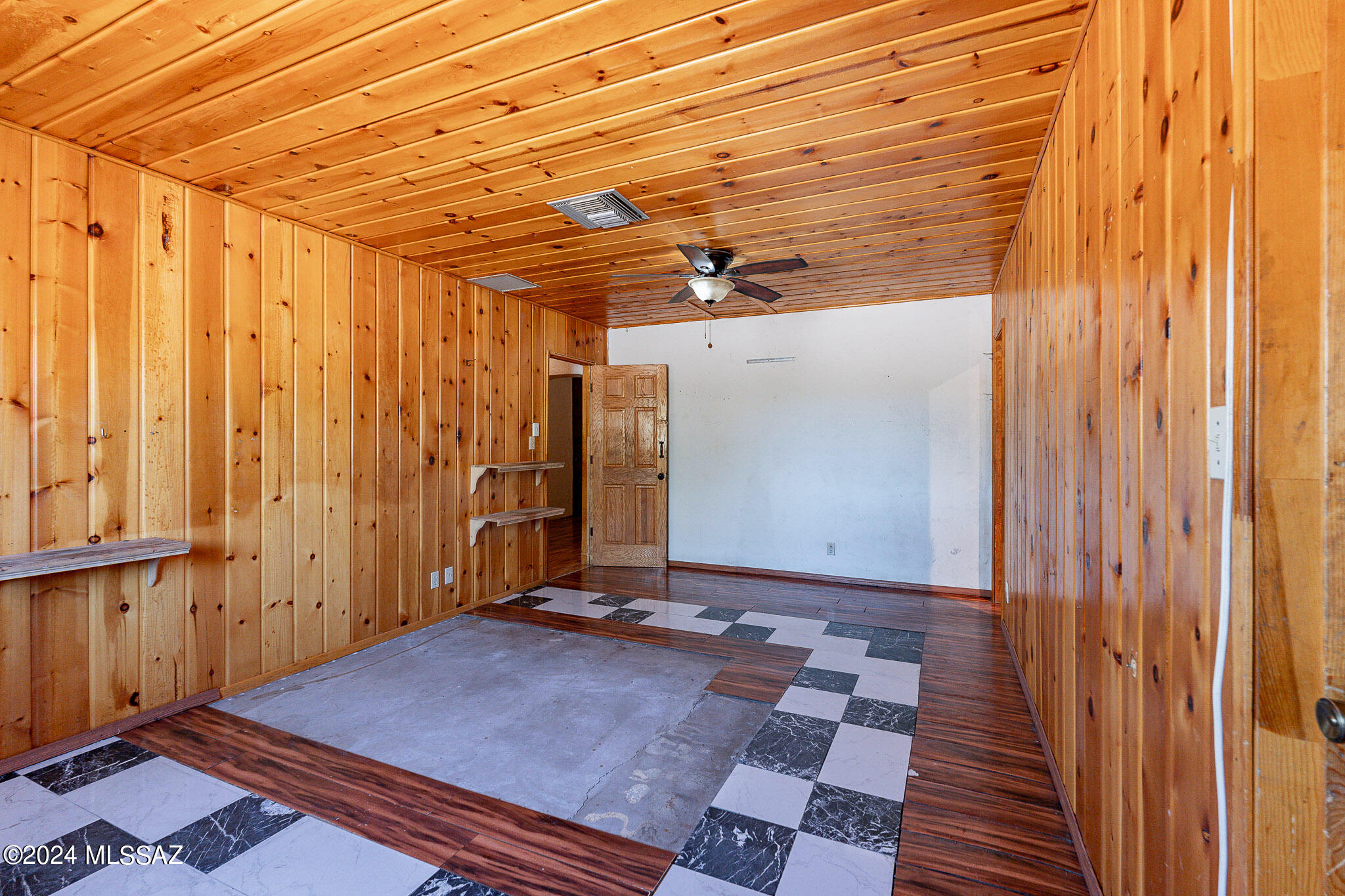 Unsubdivided - Residential