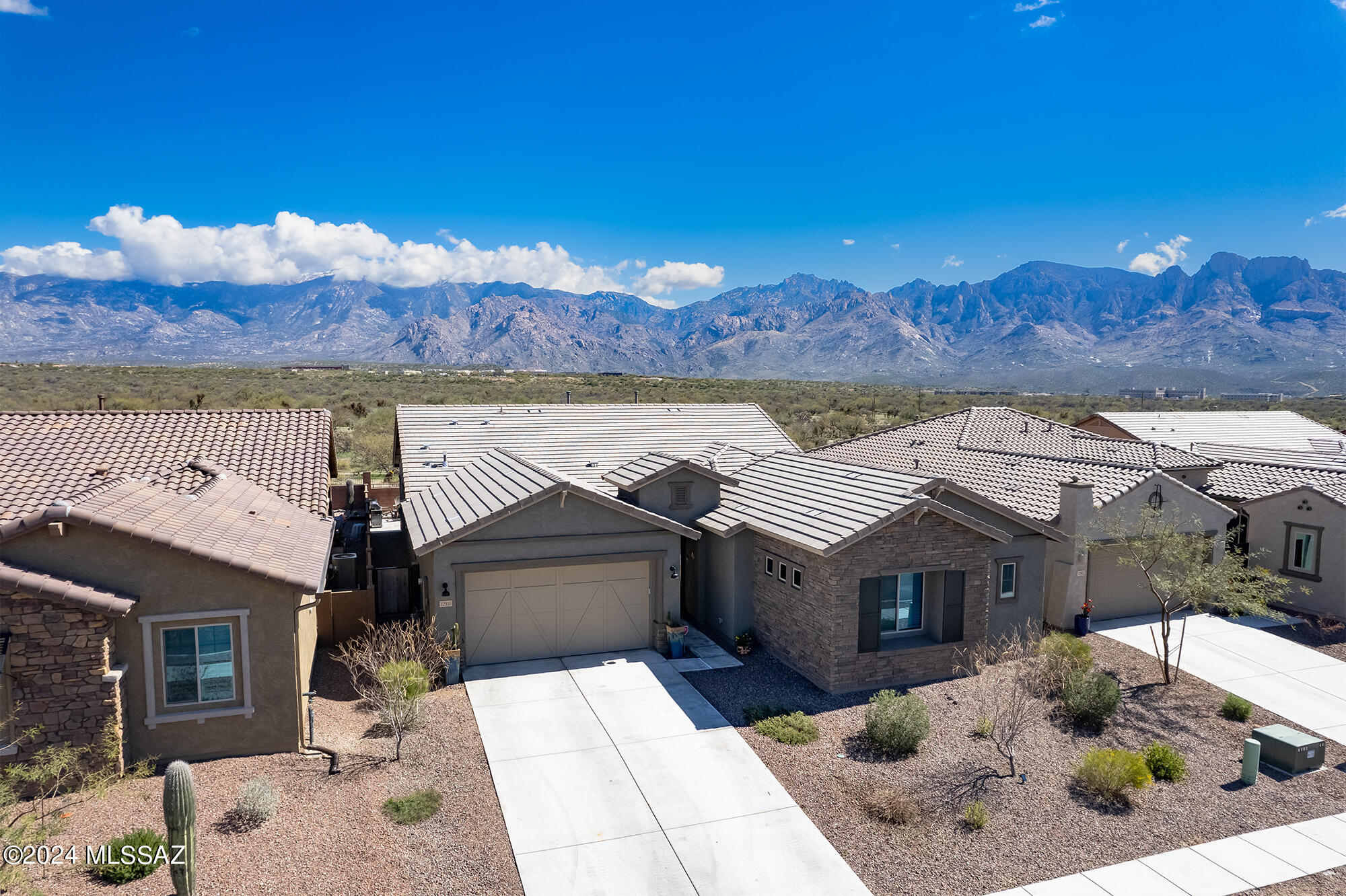 Rancho Vistoso Valley Vista - Residential