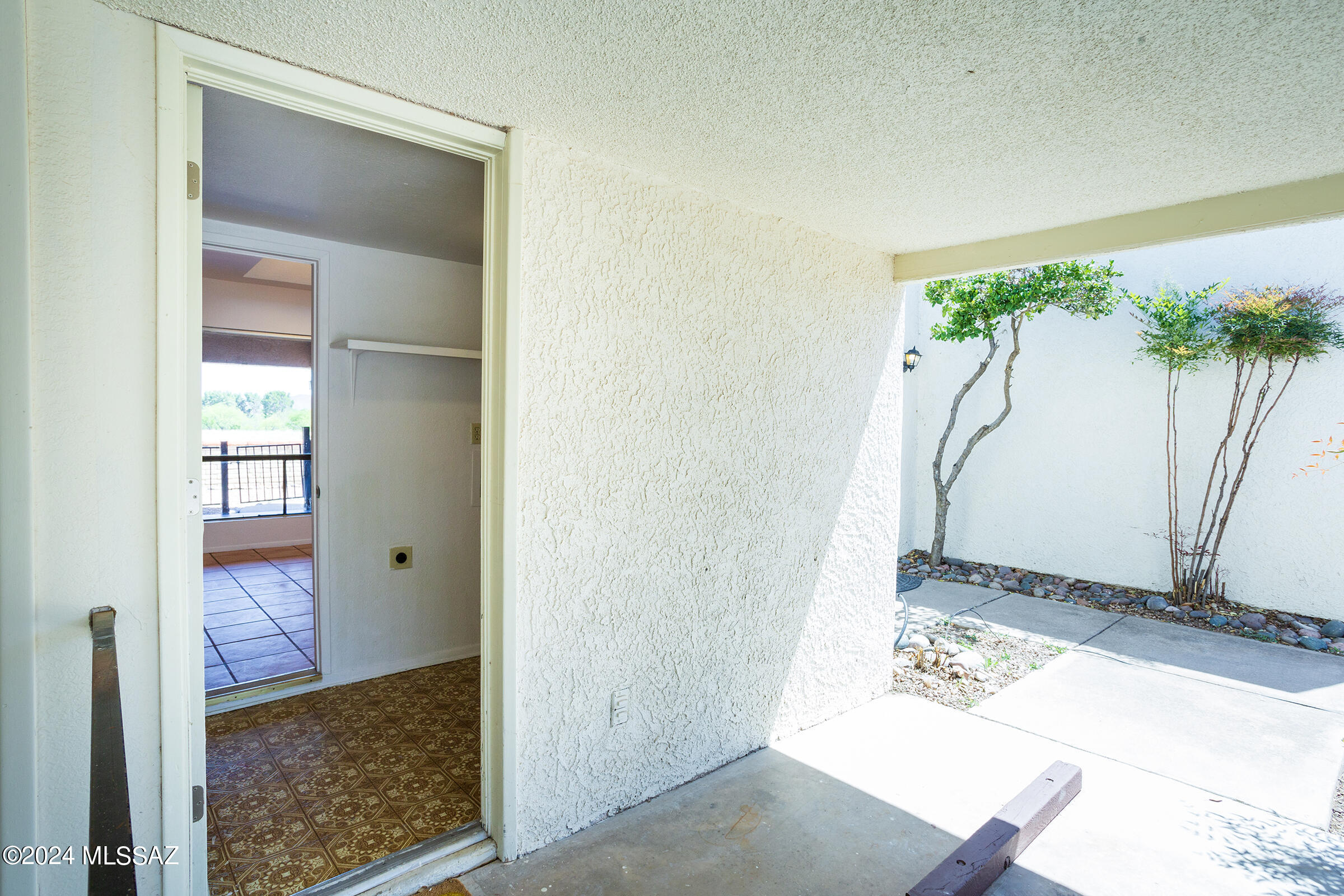 Desert Dawn Townhomes - Residential Lease
