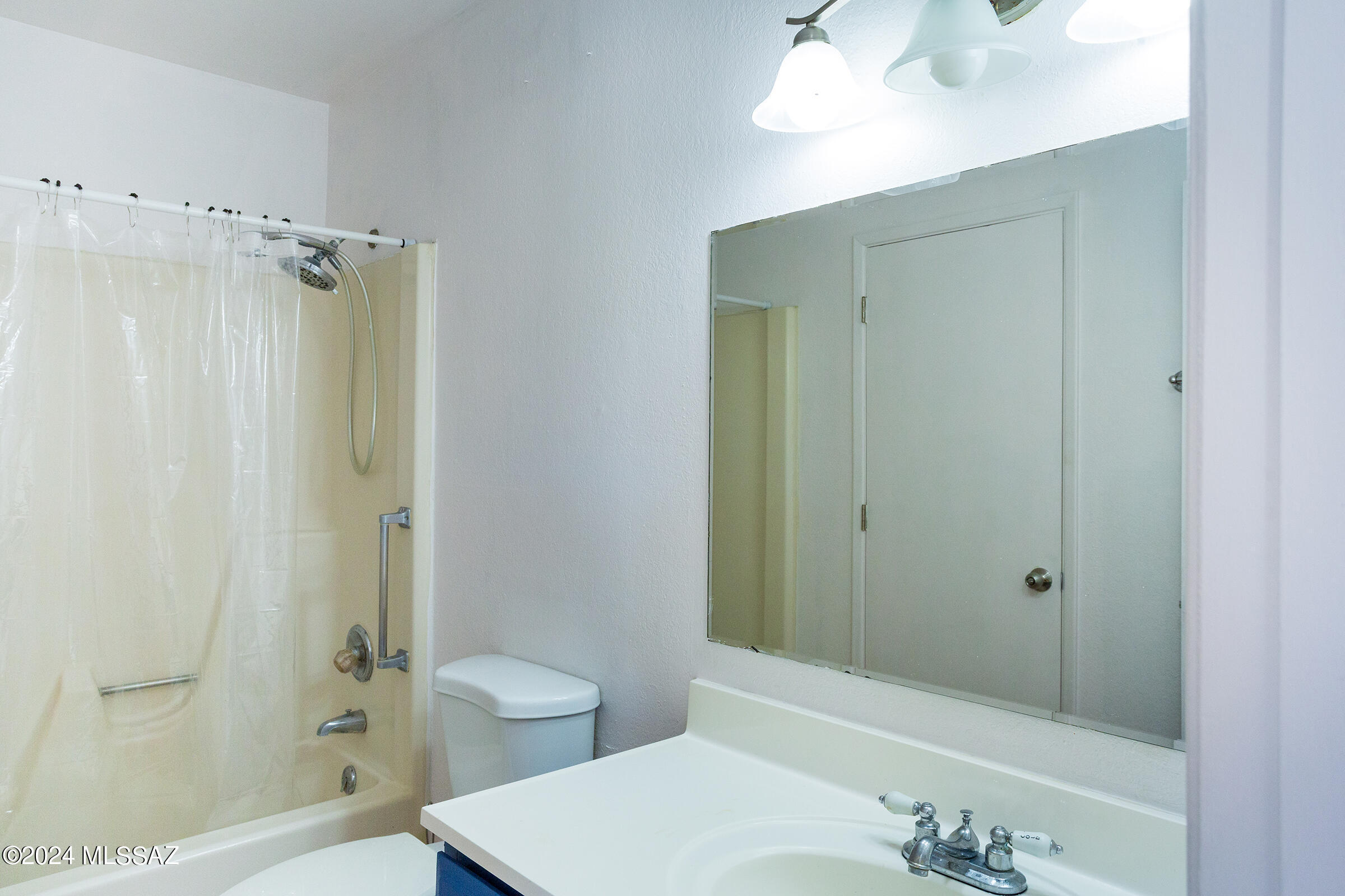 Desert Dawn Townhomes - Residential Lease